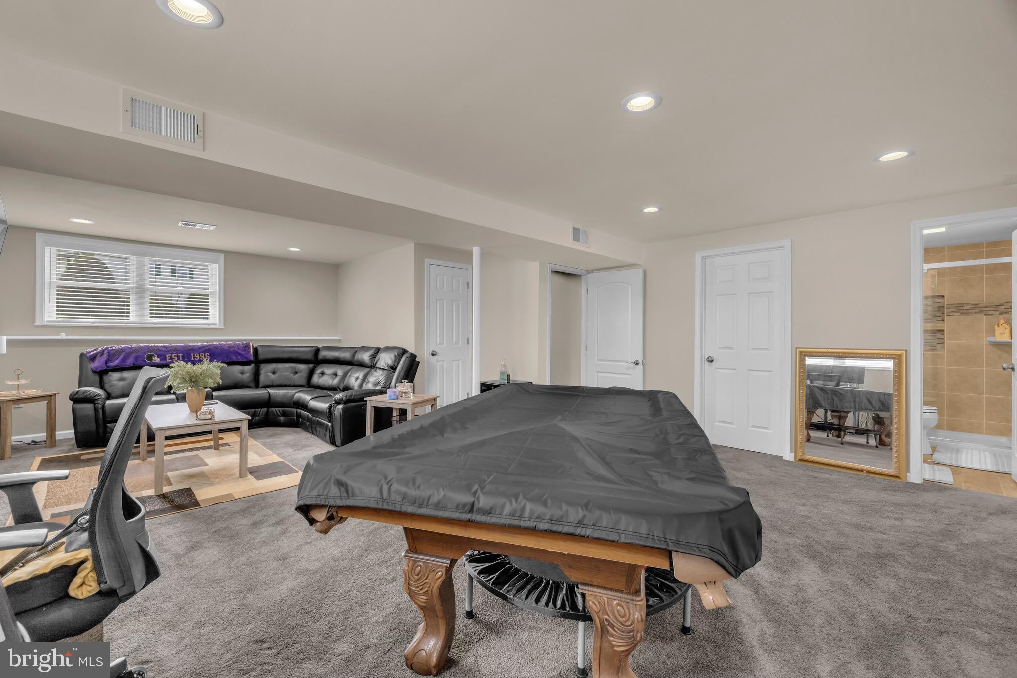 EDGEWOOD MEADOWS - Residential