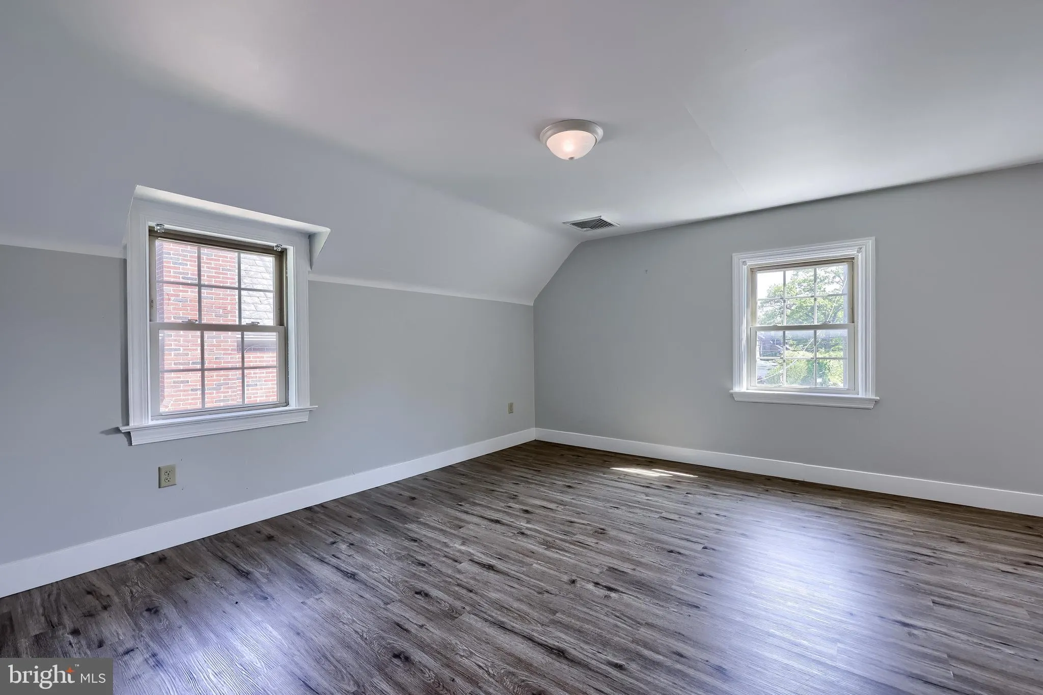 Lancaster, Pennsylvania 17603, United States, 4 Bedrooms Bedrooms, ,3 BathroomsBathrooms,Residential,Active,194448