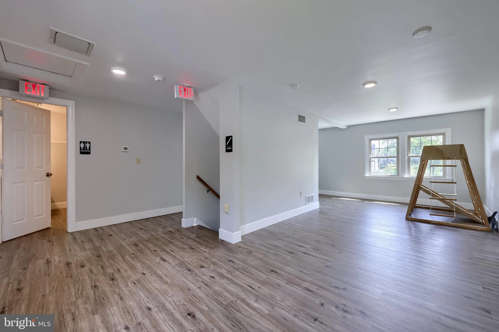 Lancaster, Pennsylvania 17603, United States, 4 Bedrooms Bedrooms, ,3 BathroomsBathrooms,Residential,Active,194448