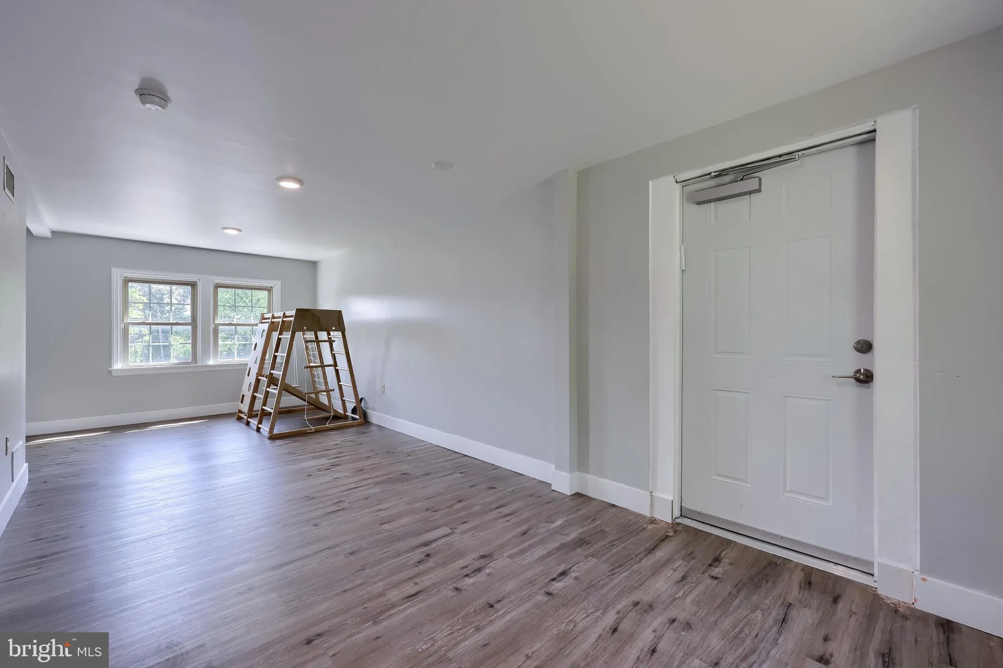 Lancaster, Pennsylvania 17603, United States, 4 Bedrooms Bedrooms, ,3 BathroomsBathrooms,Residential,Active,194448