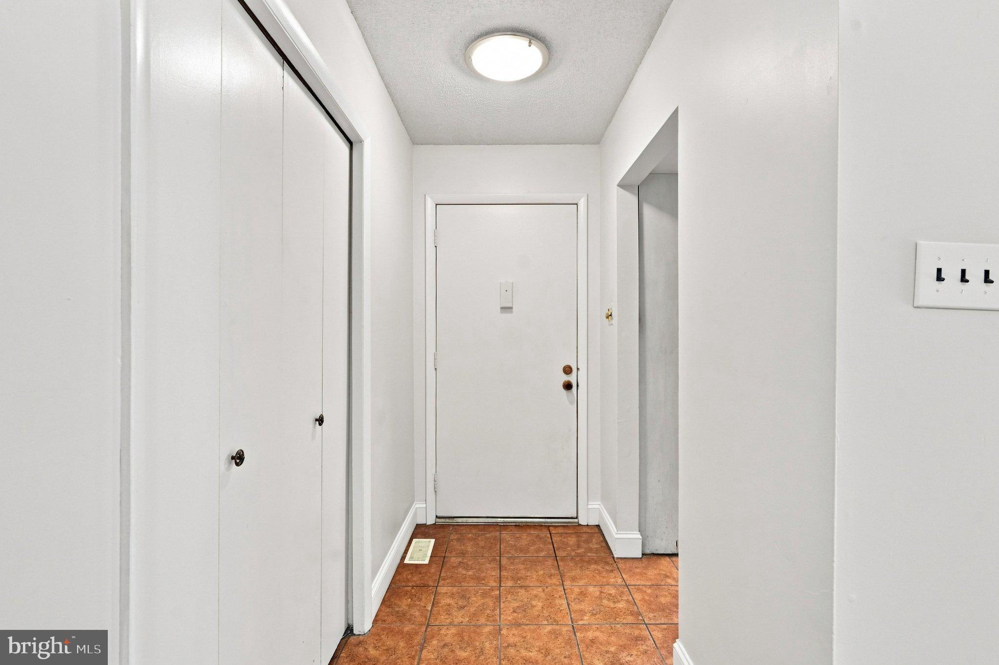 253 UXBRIDGE DRIVE