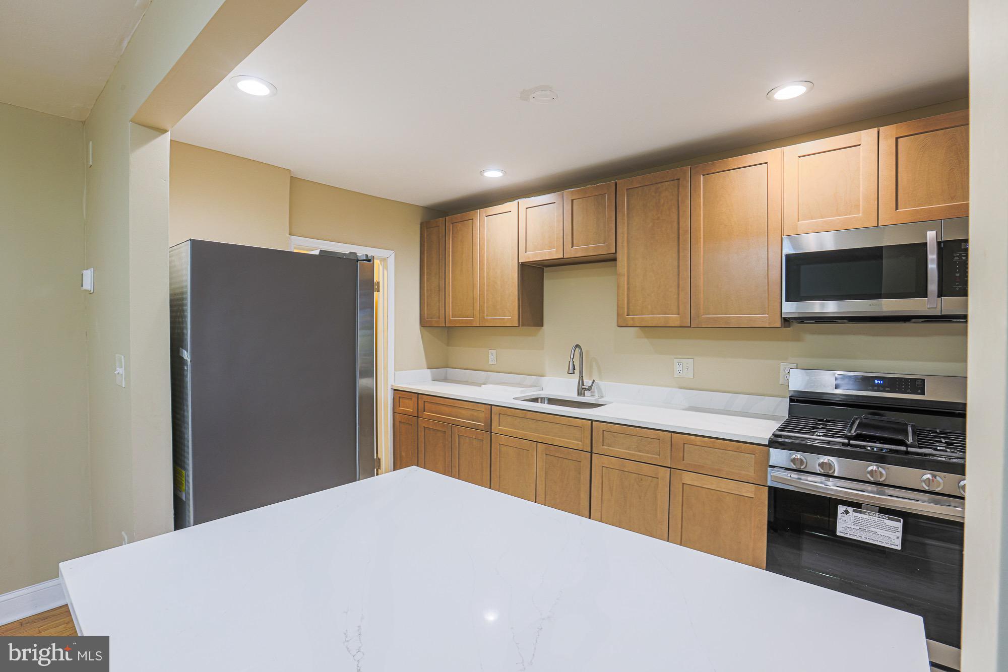 NORTHWOOD HISTORIC DISTRICT - Residential Lease