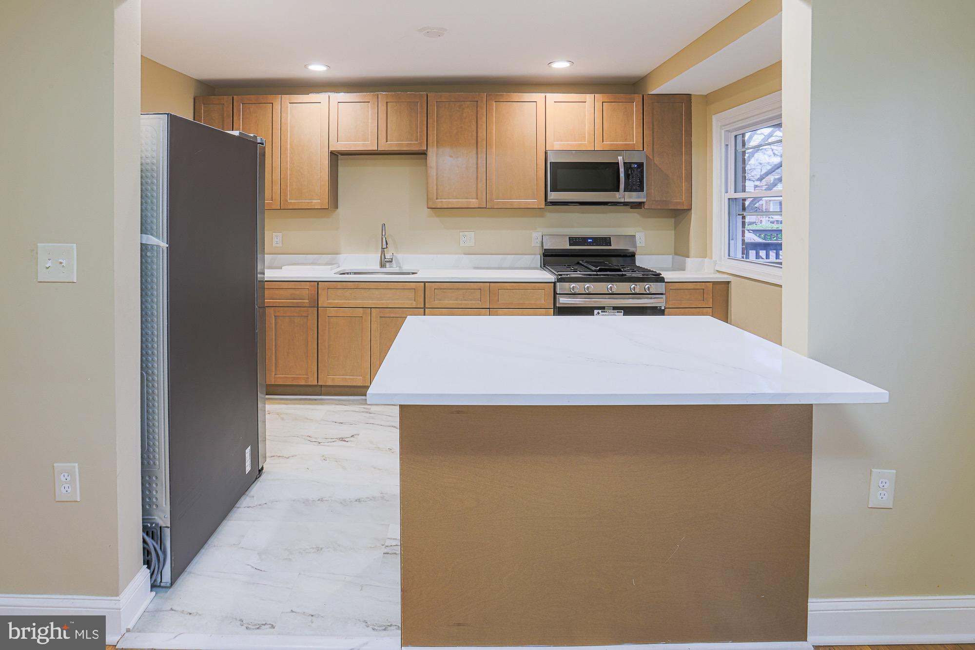 NORTHWOOD HISTORIC DISTRICT - Residential Lease