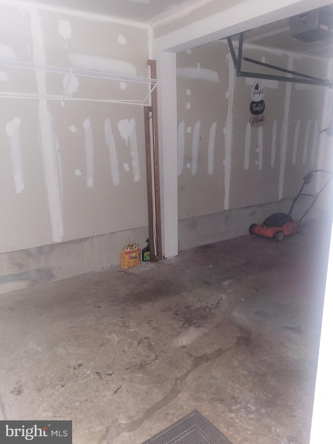 MANASSAS PARK - Residential