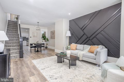 Photo of 817 E Orange Street, LANCASTER, PA 17602 (MLS # PALA2078278)