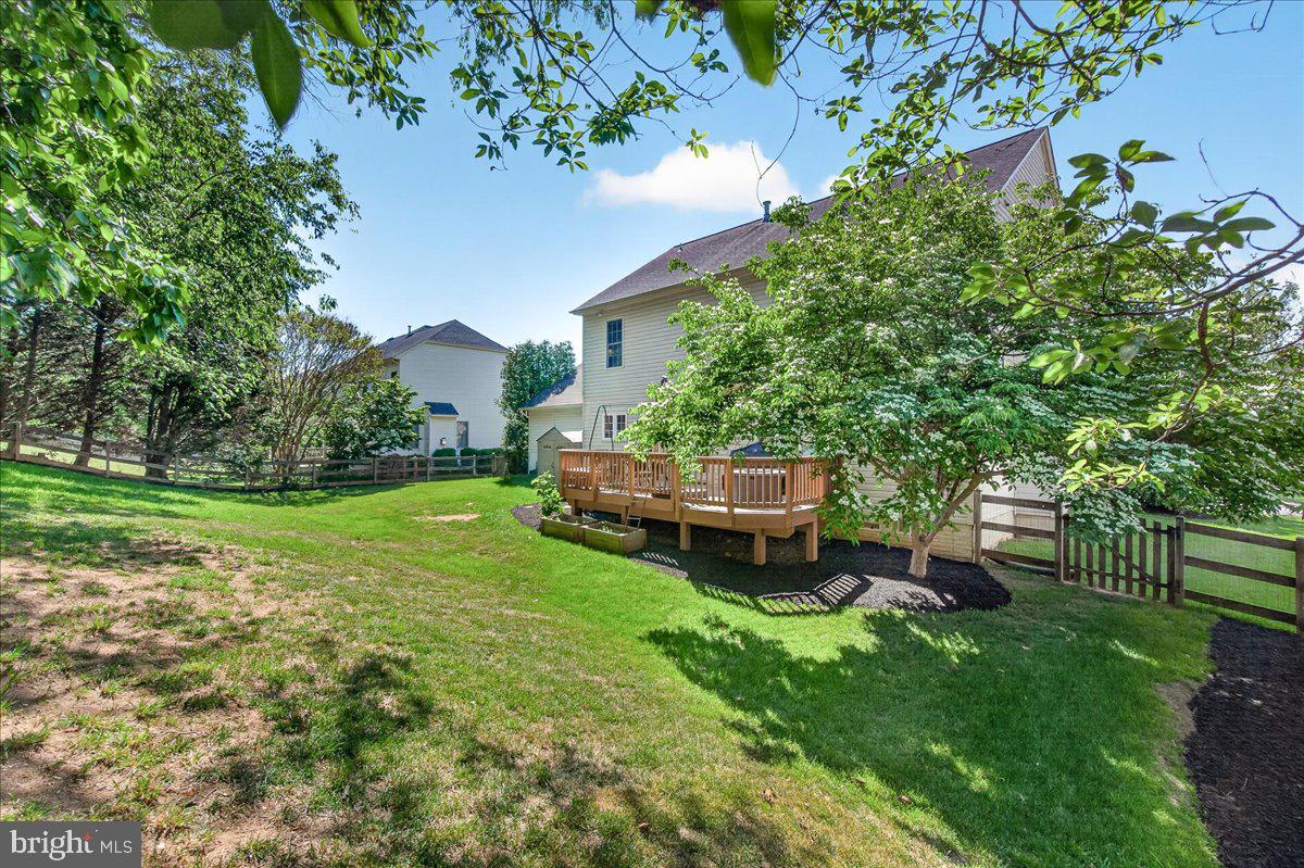 WINDSOR KNOLLS - Residential