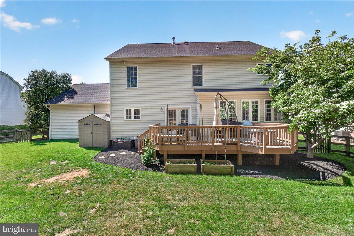 WINDSOR KNOLLS - Residential