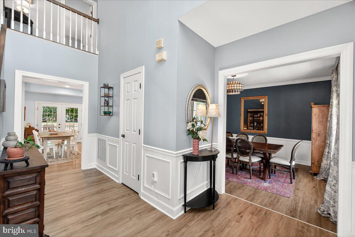 WINDSOR KNOLLS - Residential