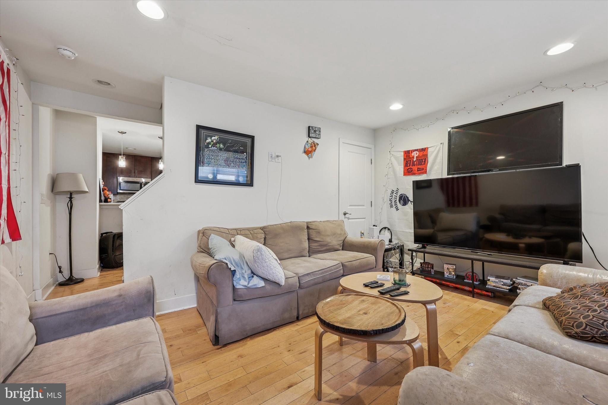 MANAYUNK - Residential Lease