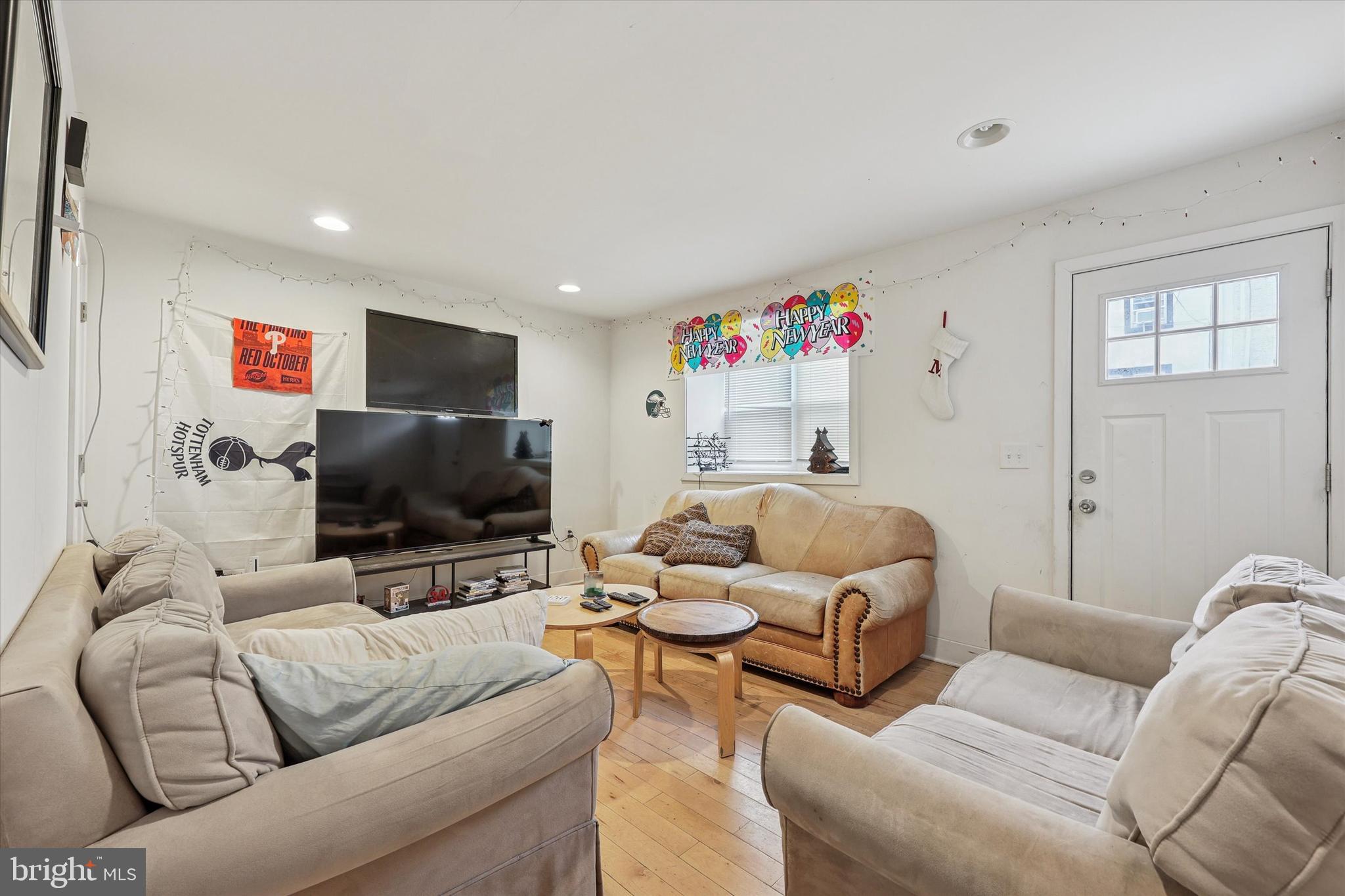 MANAYUNK - Residential Lease