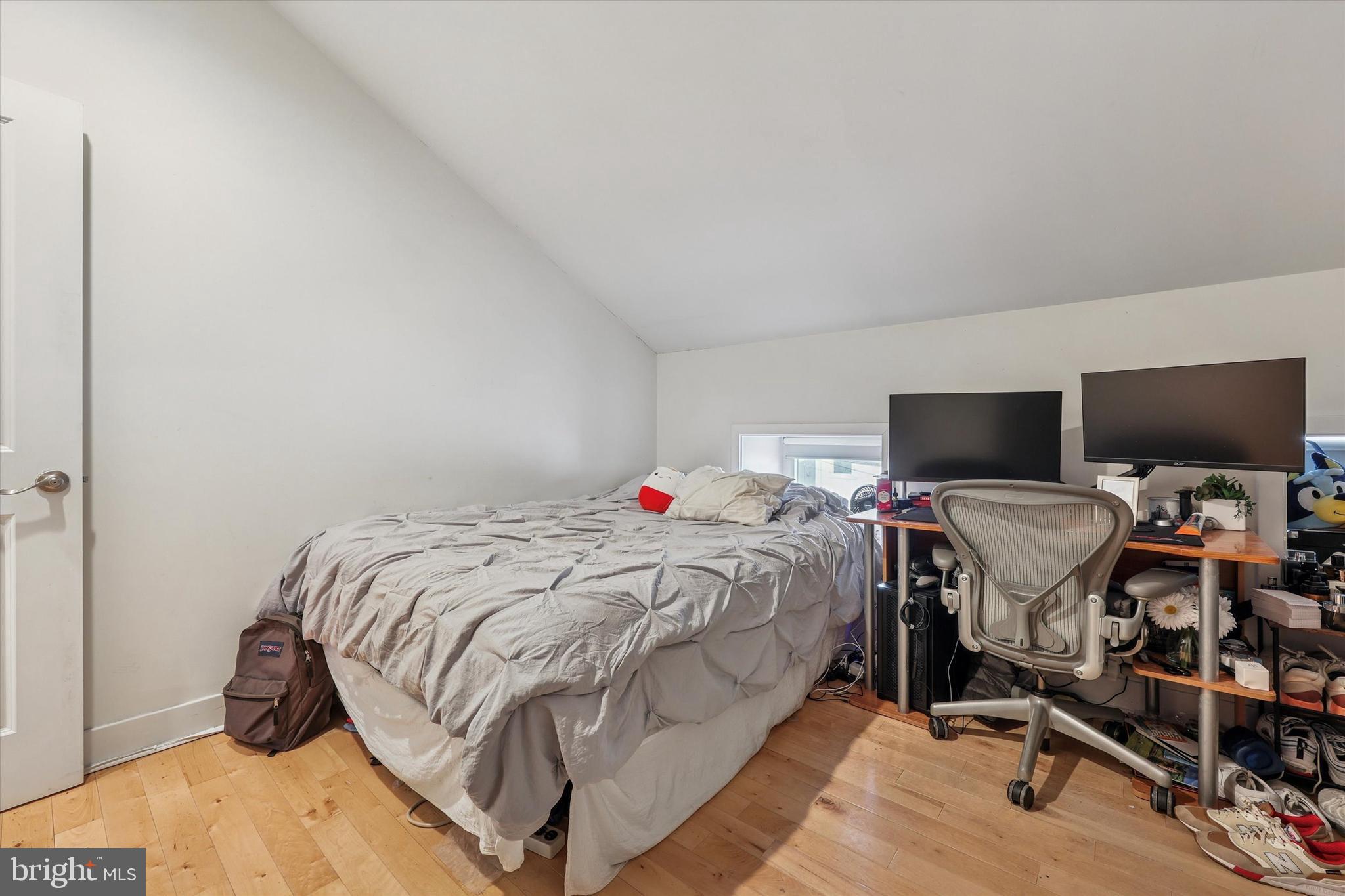 MANAYUNK - Residential Lease