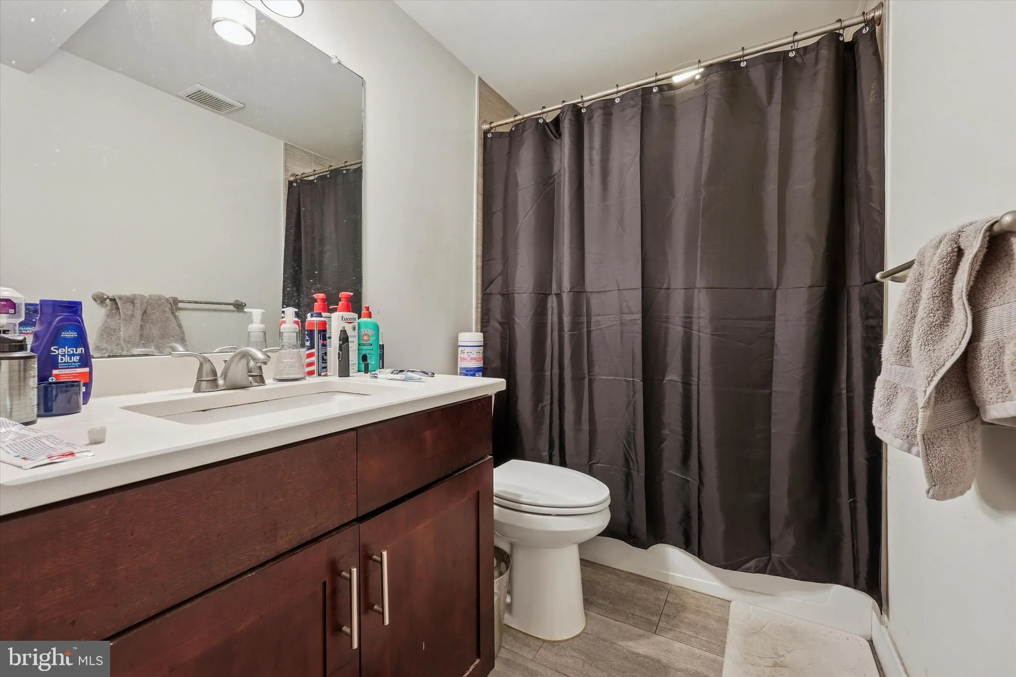 Philadelphia, Pennsylvania 19127, United States, 4 Bedrooms Bedrooms, ,3 BathroomsBathrooms,Residential,Active,123609