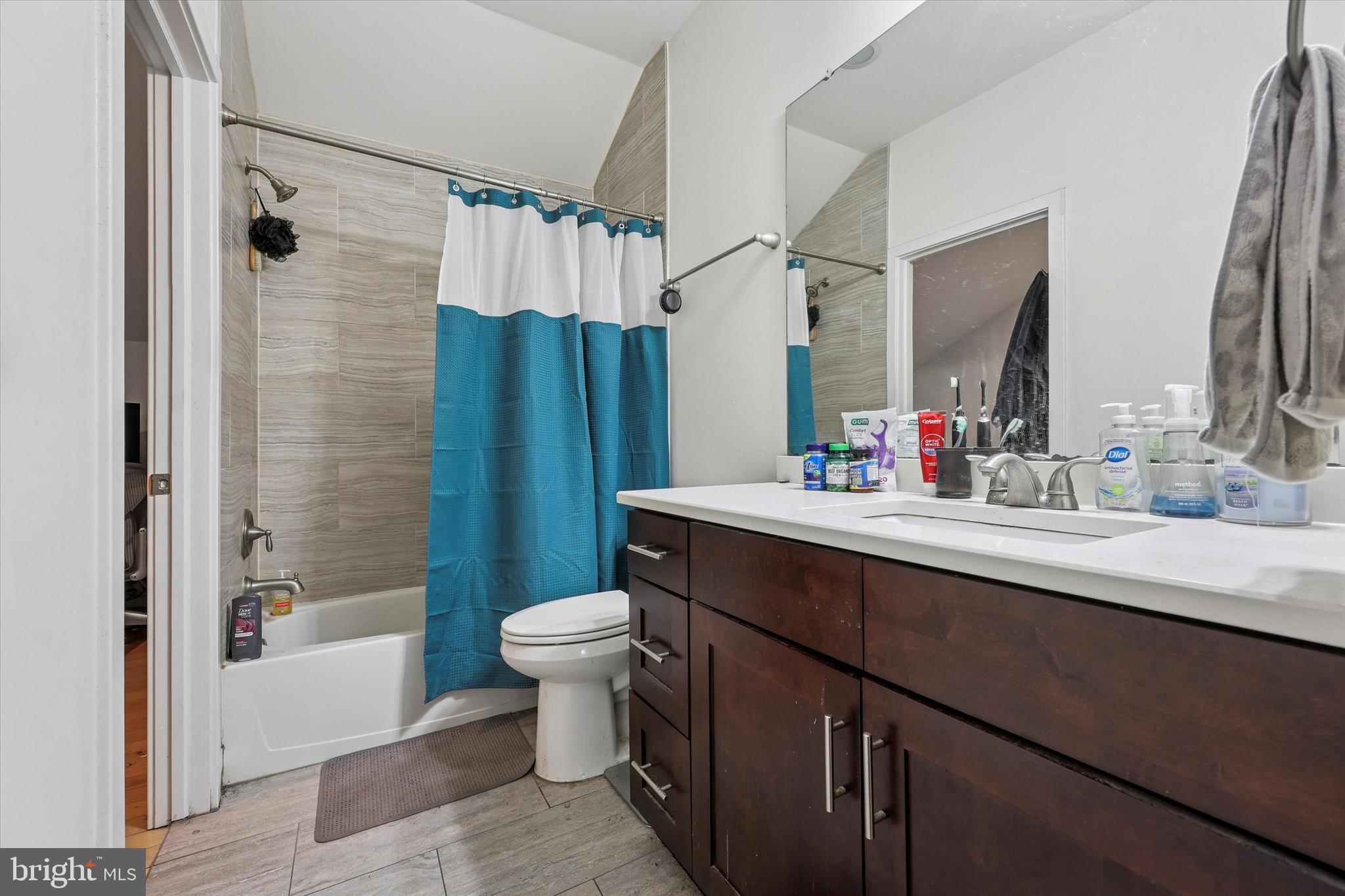 MANAYUNK - Residential Lease