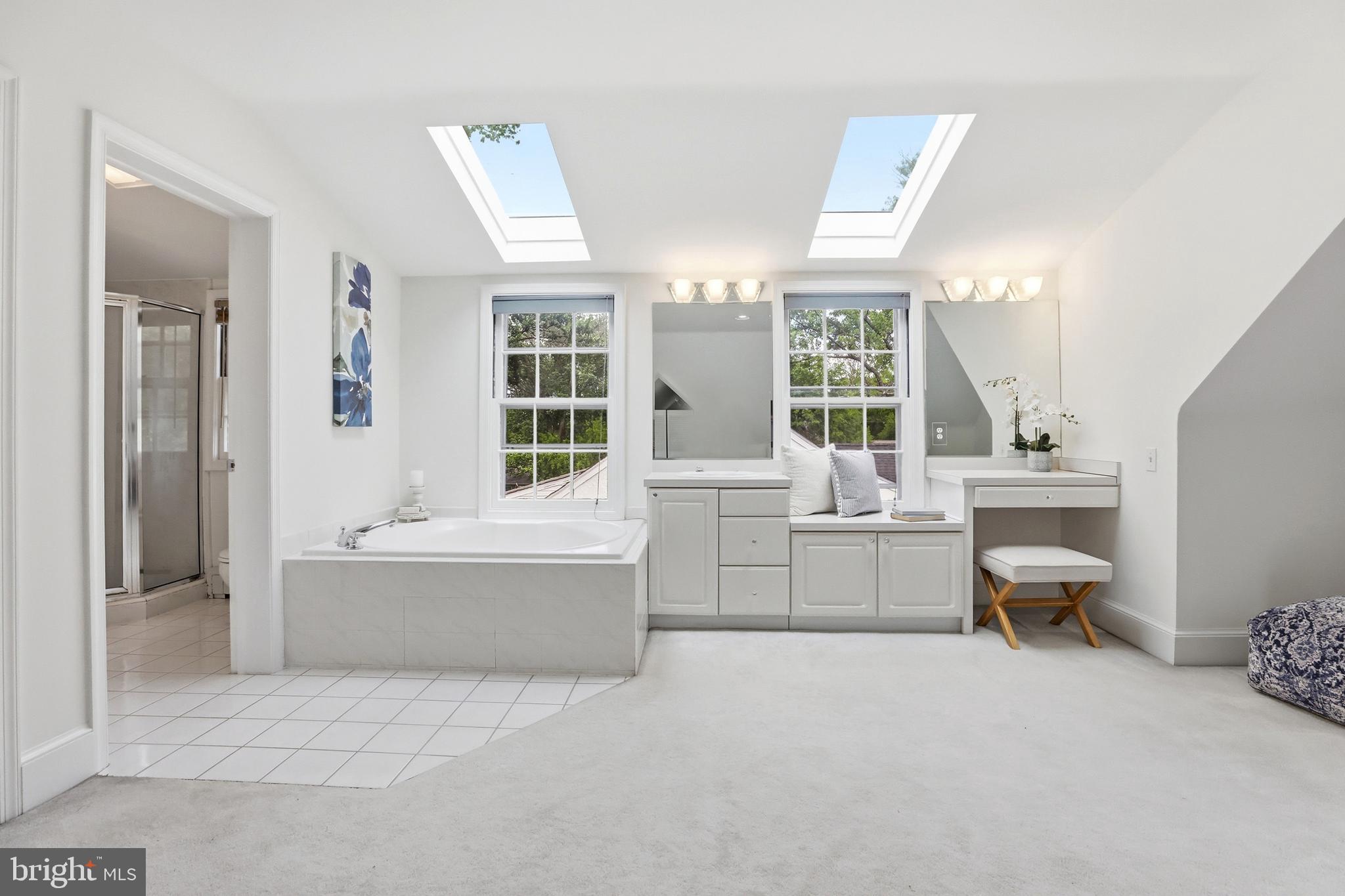 ADMIRAL HEIGHTS - Residential