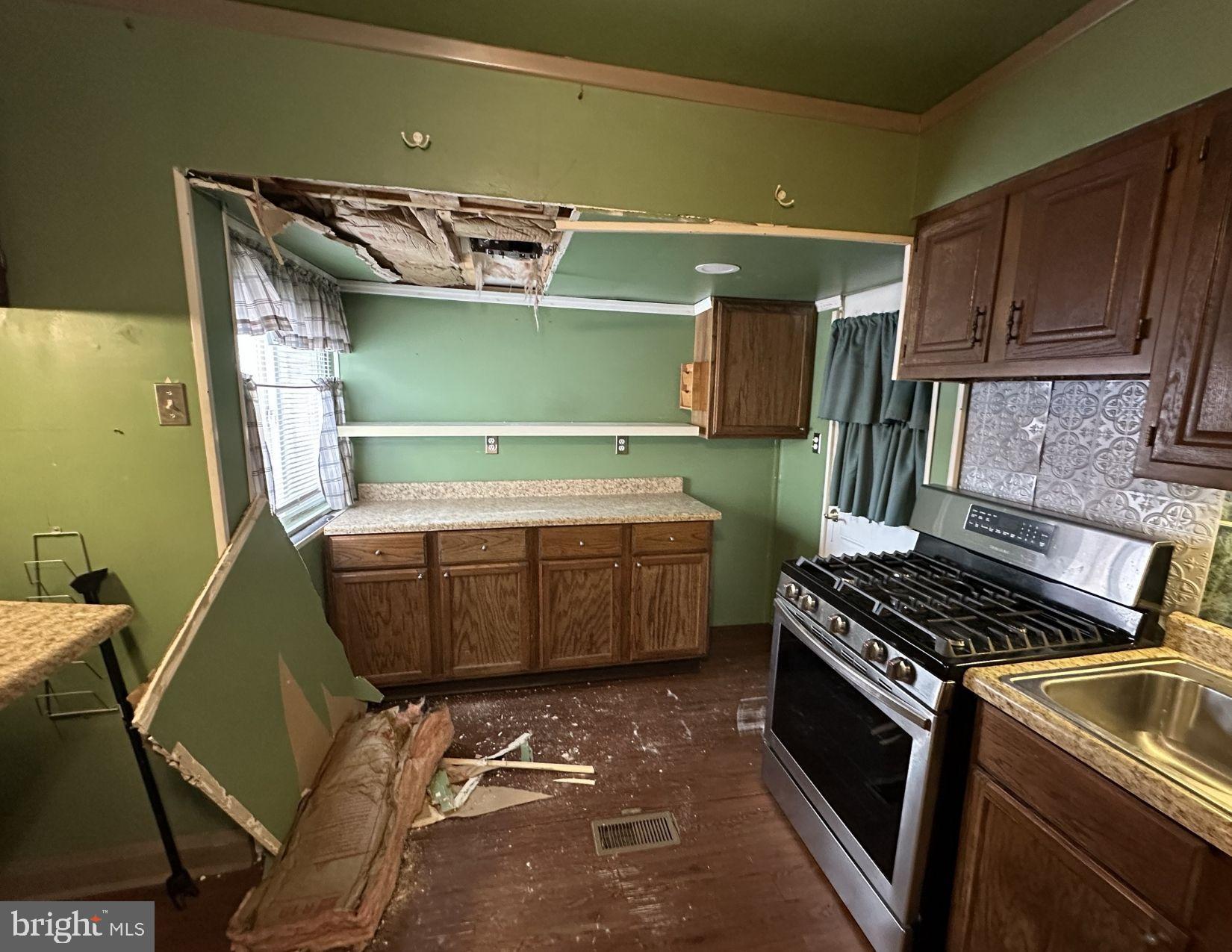 WINDSOR TERRACE - Residential