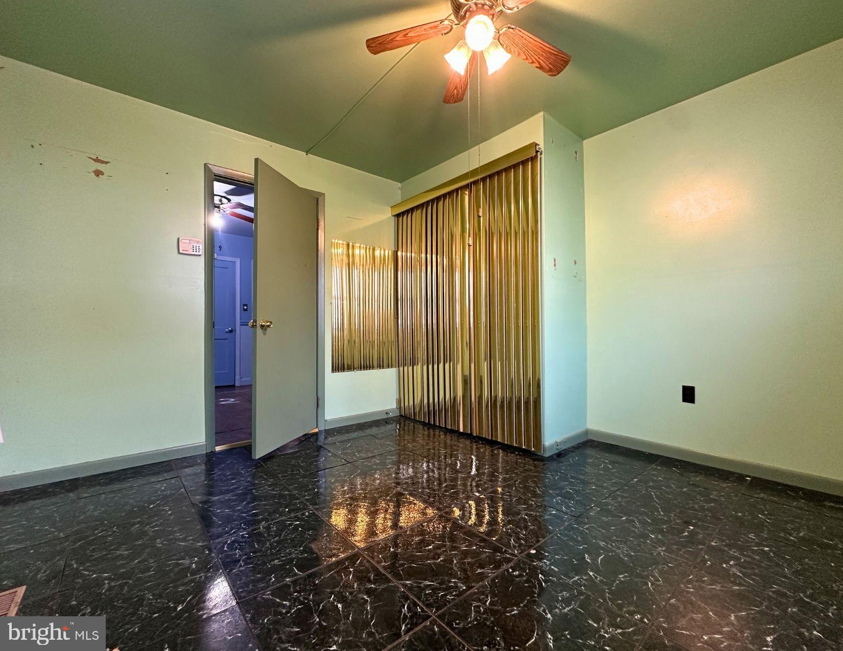 WINDSOR TERRACE - Residential