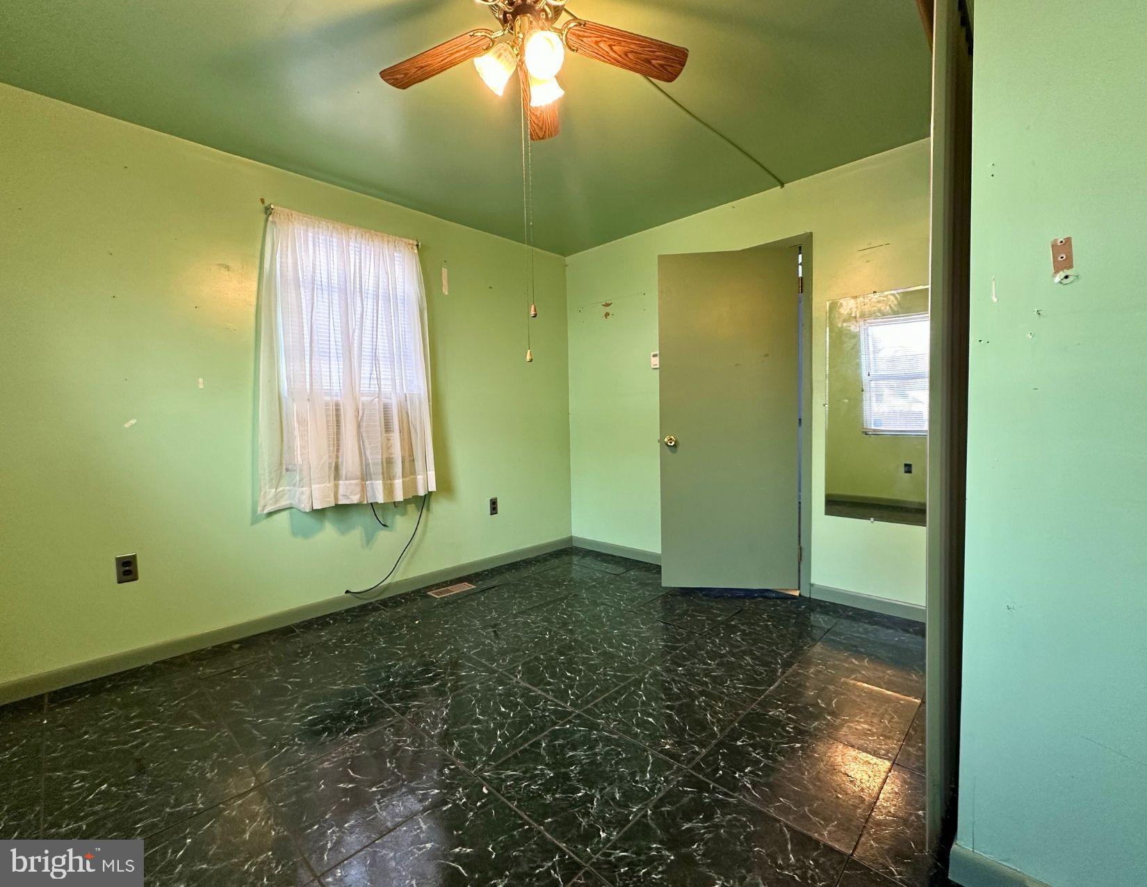 WINDSOR TERRACE - Residential