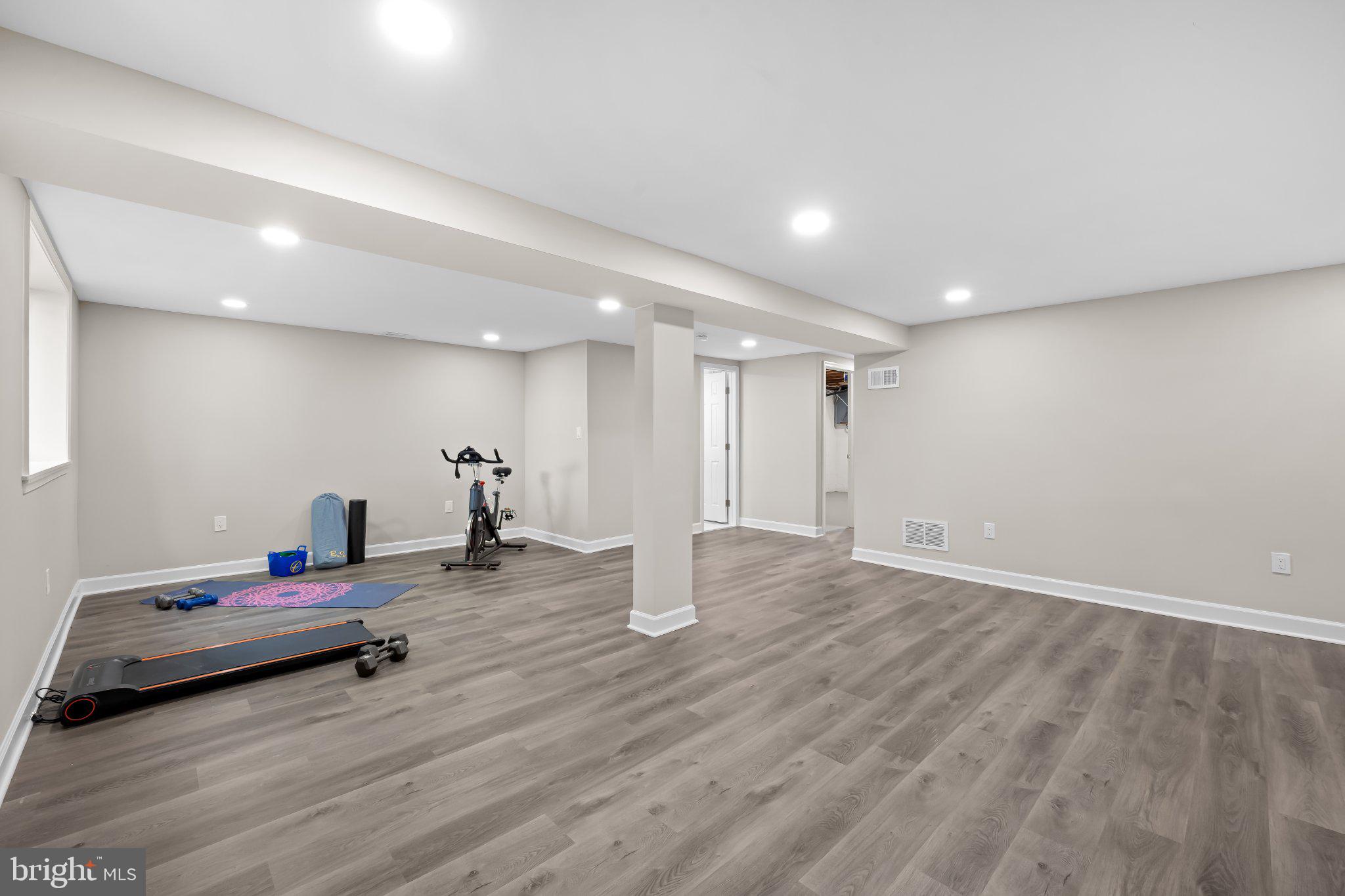 LINTHICUM HEIGHTS - Residential