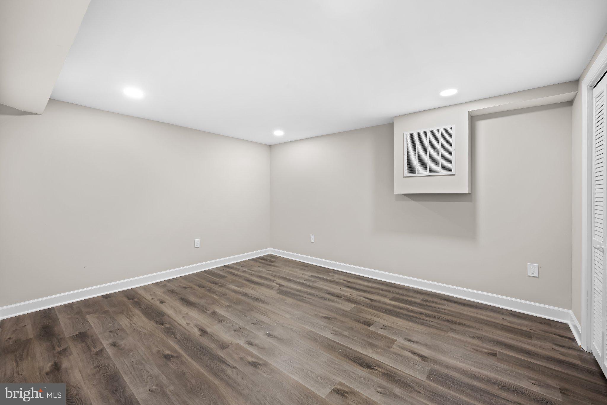 LINTHICUM HEIGHTS - Residential