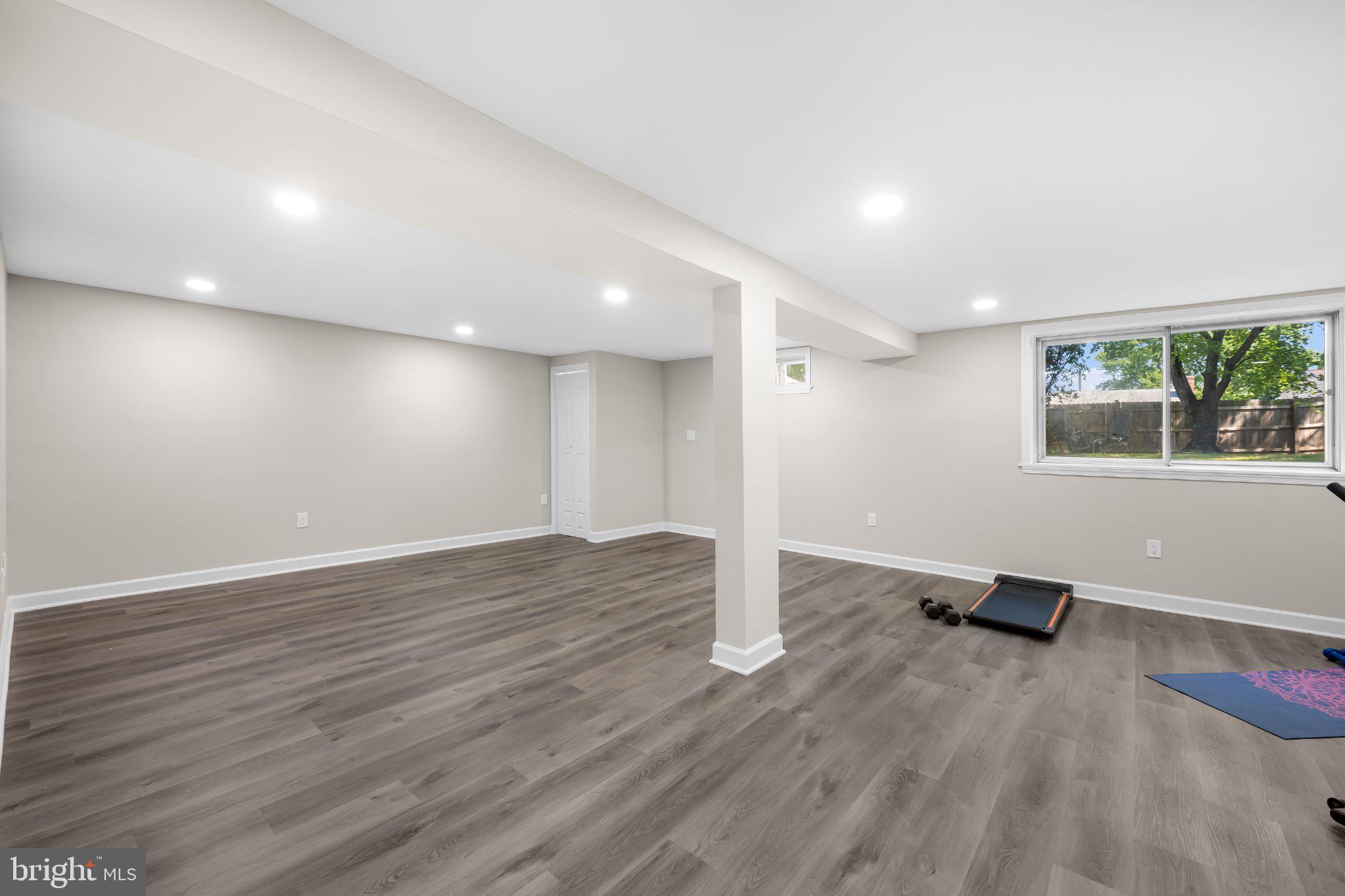 LINTHICUM HEIGHTS - Residential