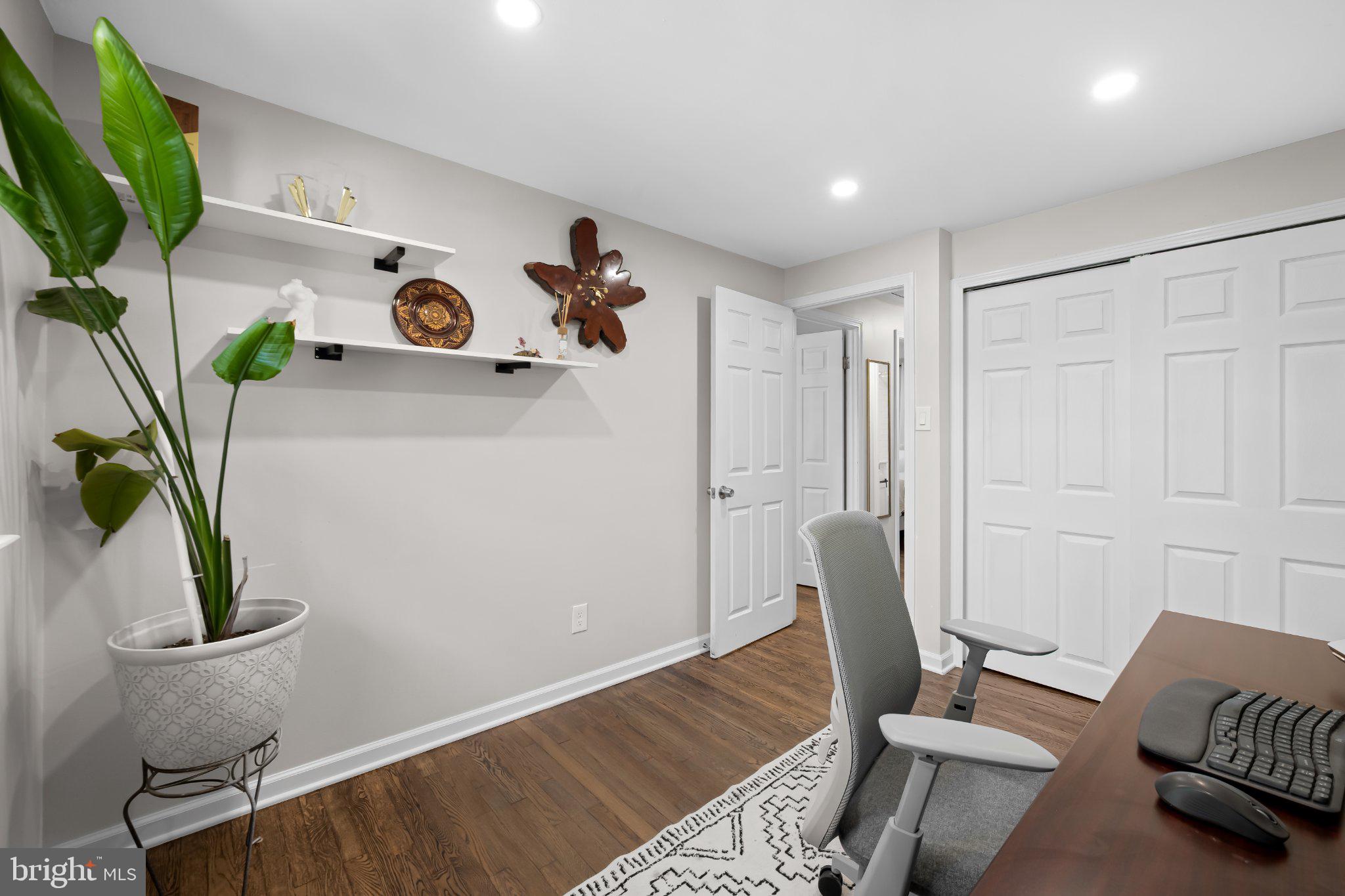 LINTHICUM HEIGHTS - Residential