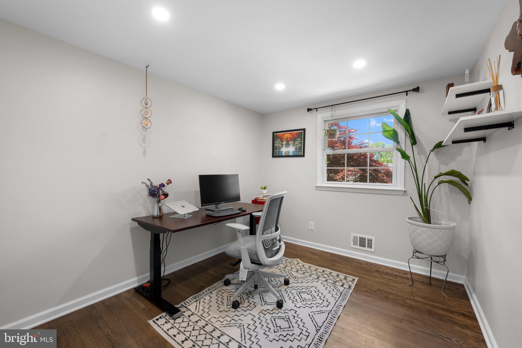 LINTHICUM HEIGHTS - Residential