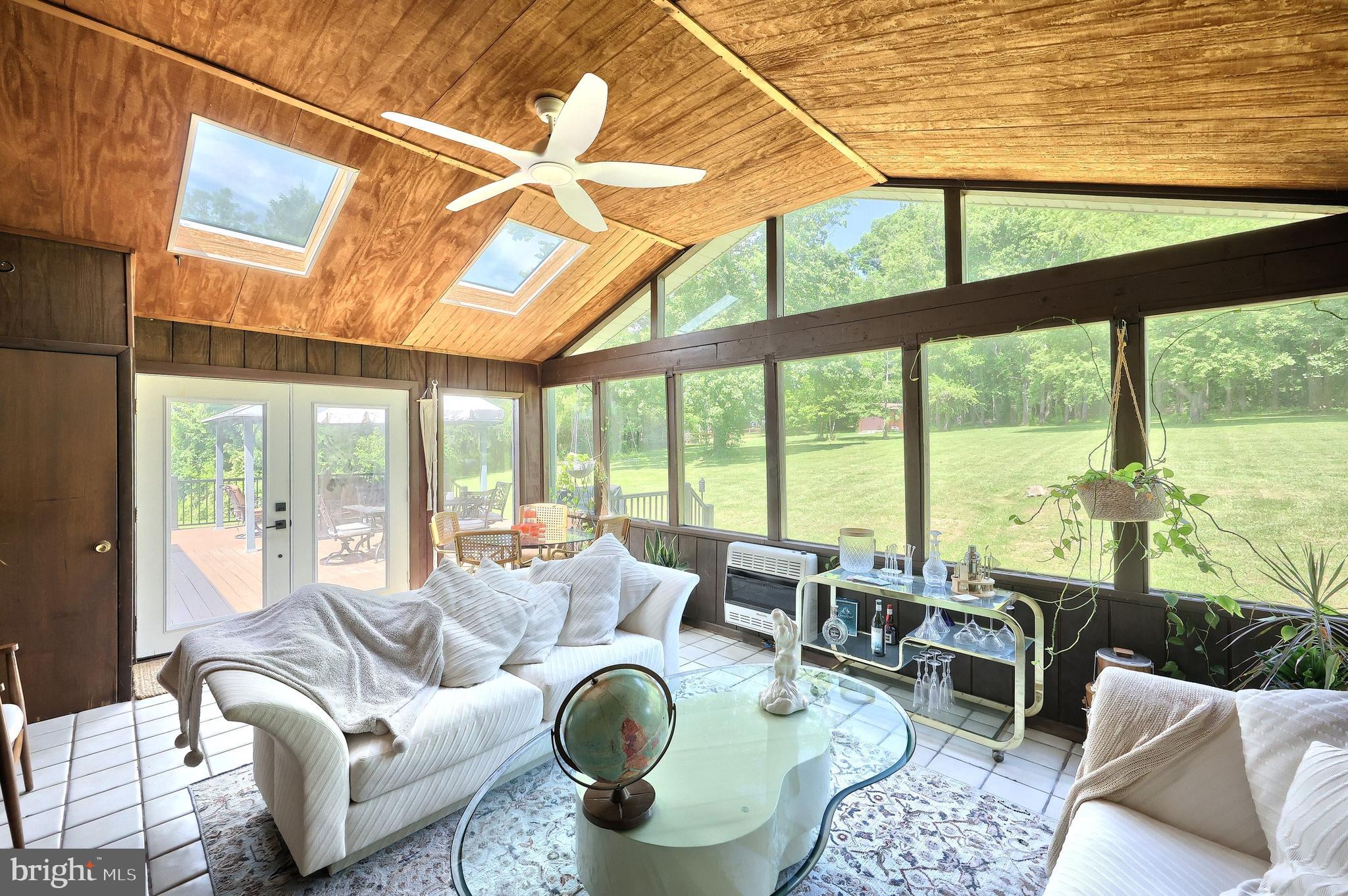 EAST HOPEWELL TWP - Residential