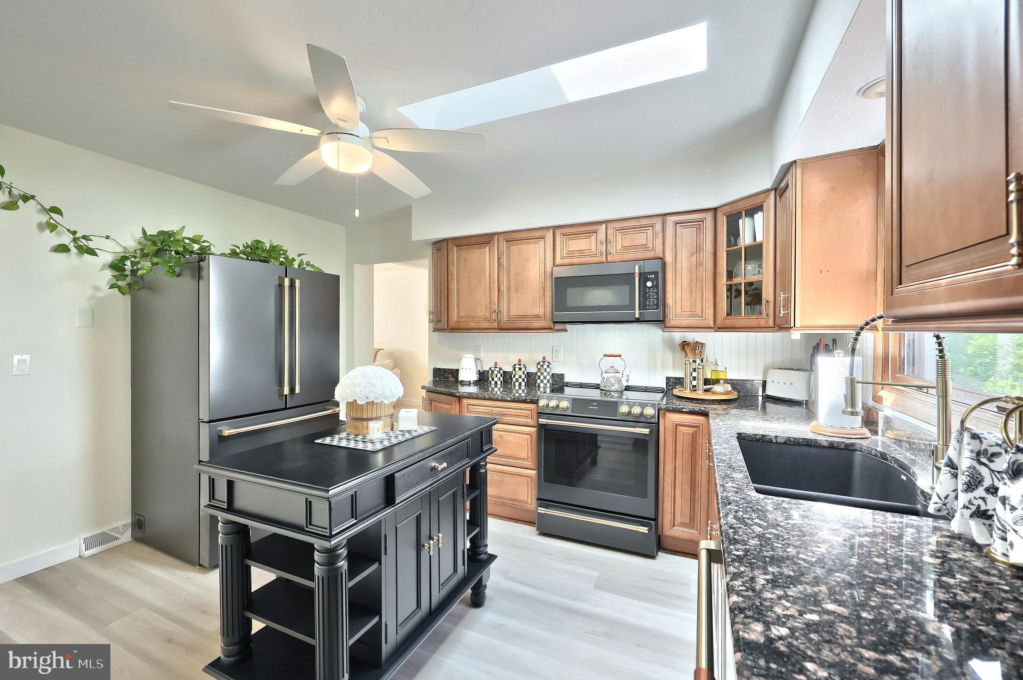 EAST HOPEWELL TWP - Residential
