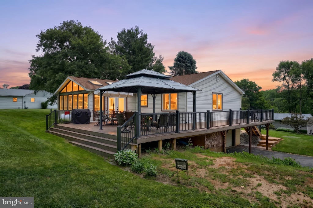 Photo of 5007 Woods Road, STEWARTSTOWN, PA 17363 (MLS # PAYK2104280)
