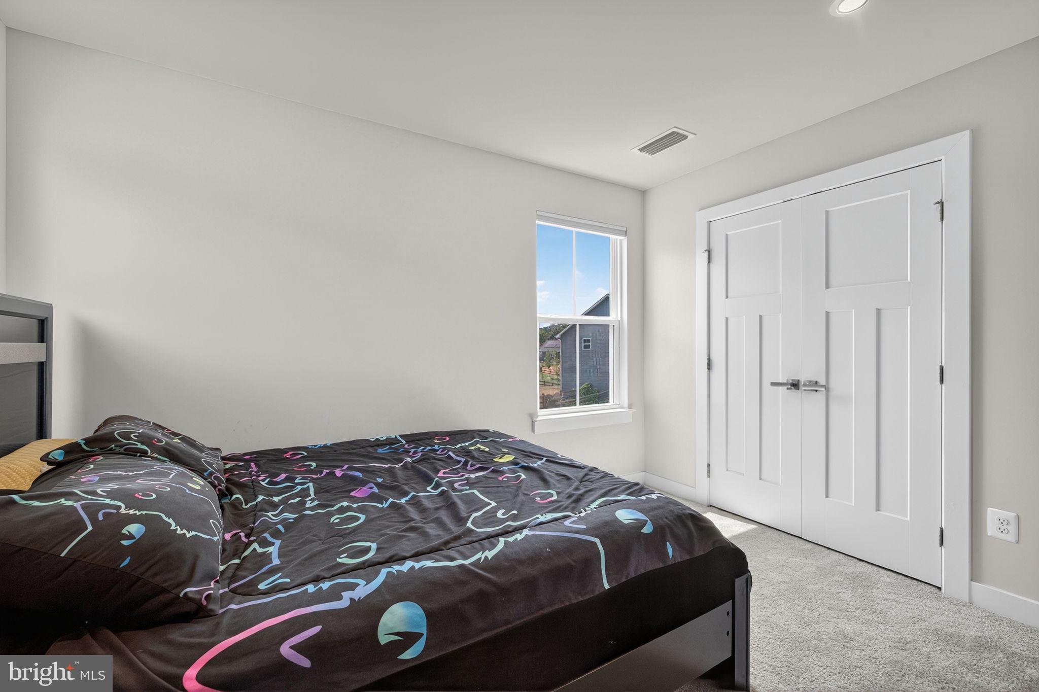 WARRENTON CHASE - Residential