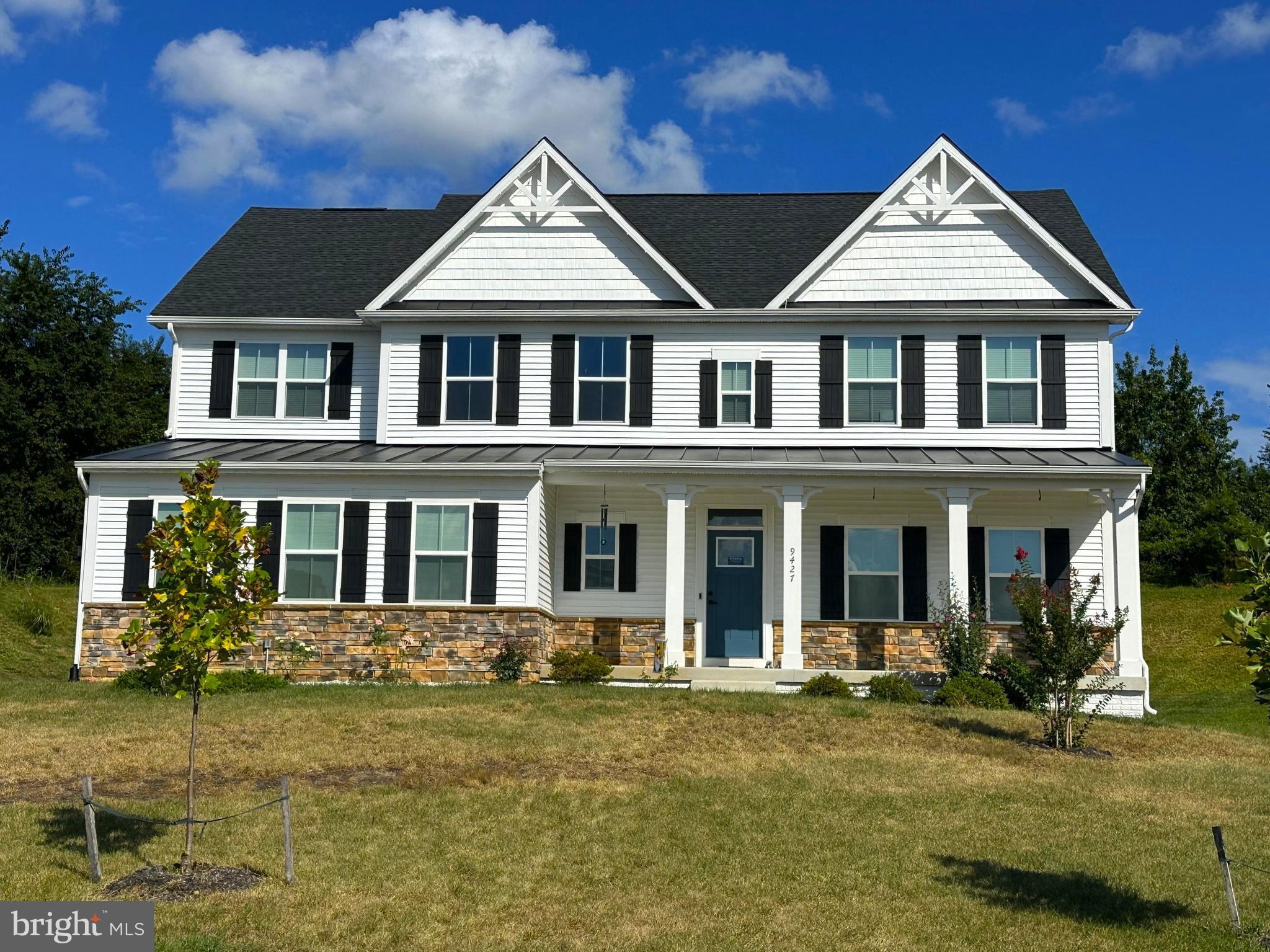 9427 BLUE JAY COURT