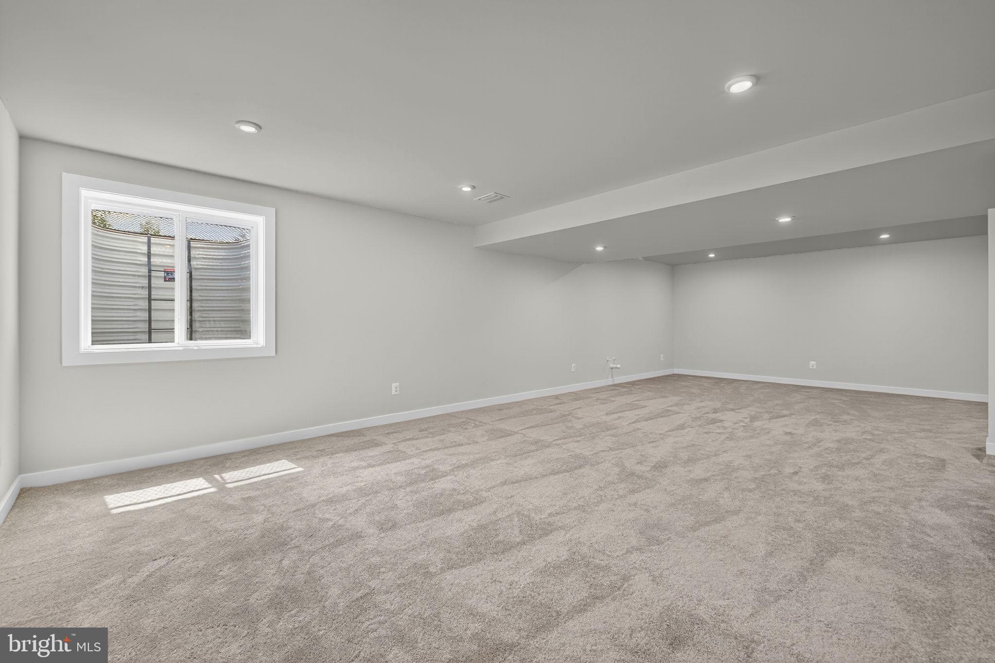 WARRENTON CHASE - Residential