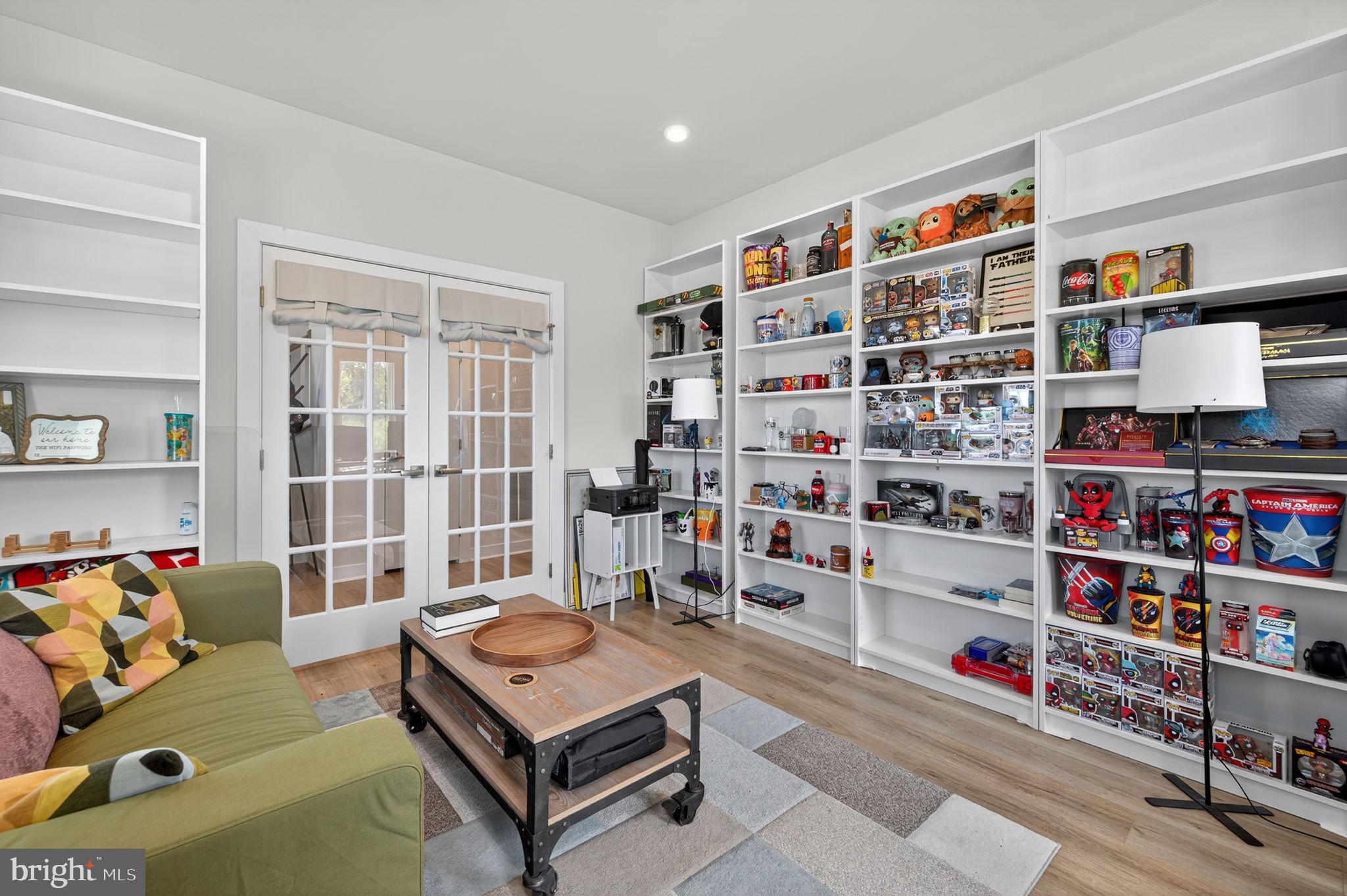 WARRENTON CHASE - Residential