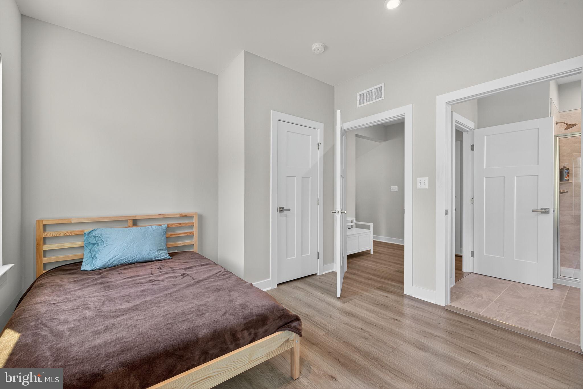 WARRENTON CHASE - Residential