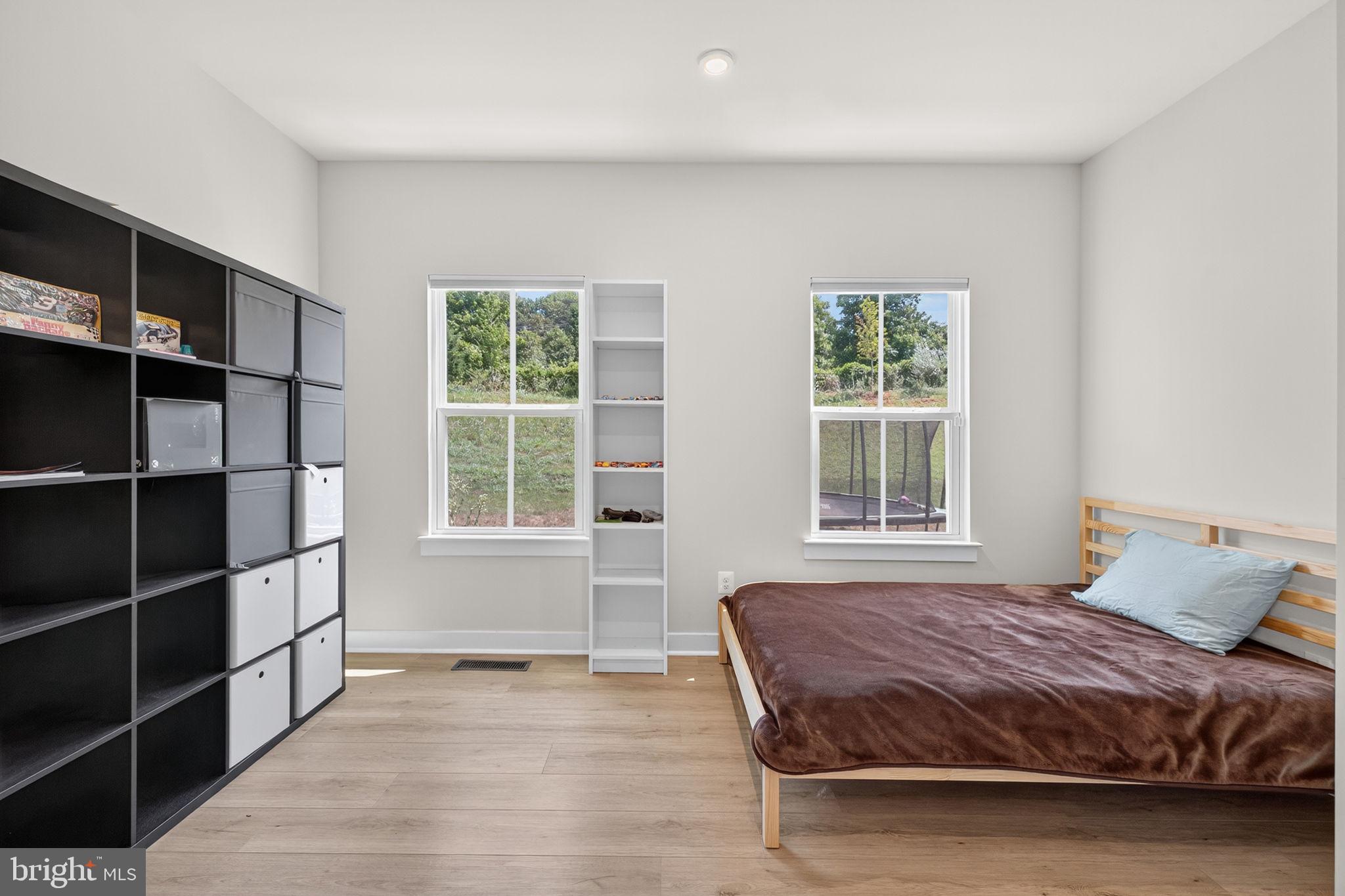 WARRENTON CHASE - Residential