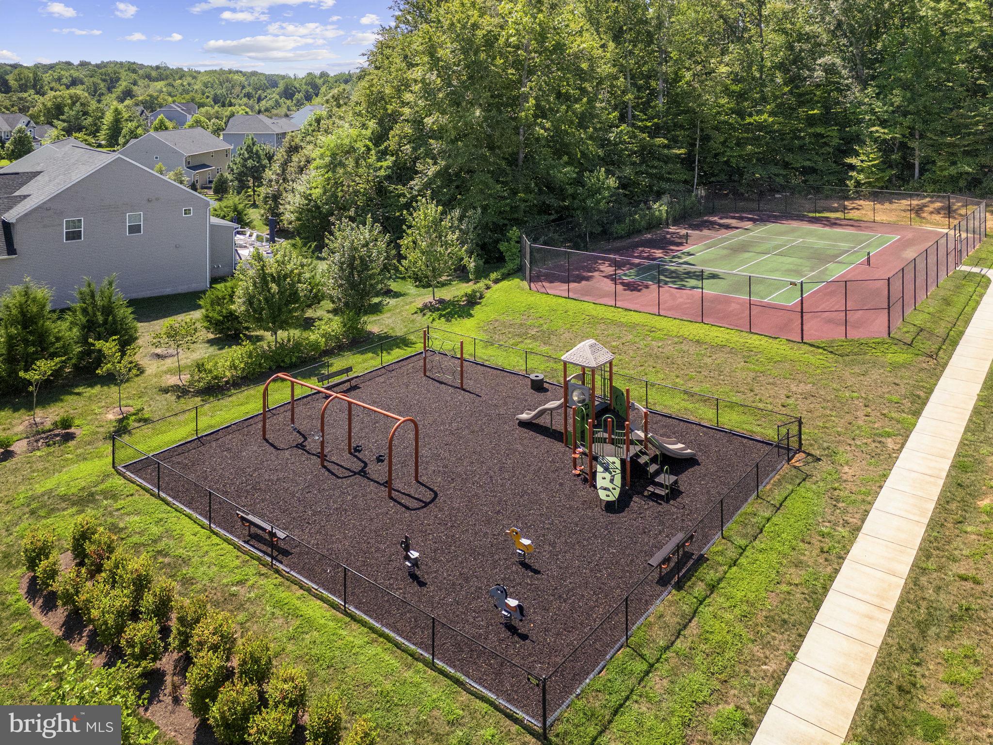 WARRENTON CHASE - Residential