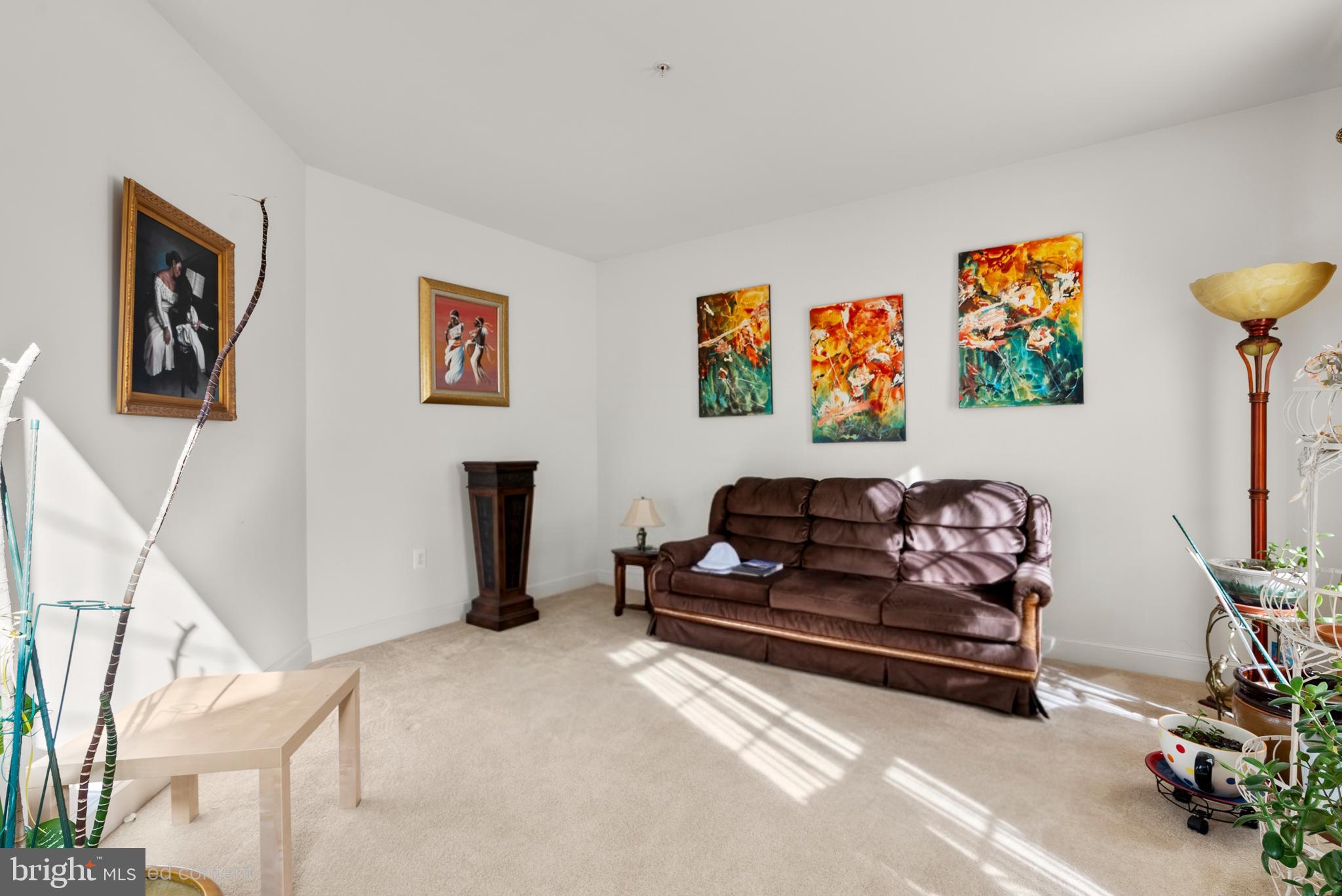 EQUESTRIAN ESTATES - Residential