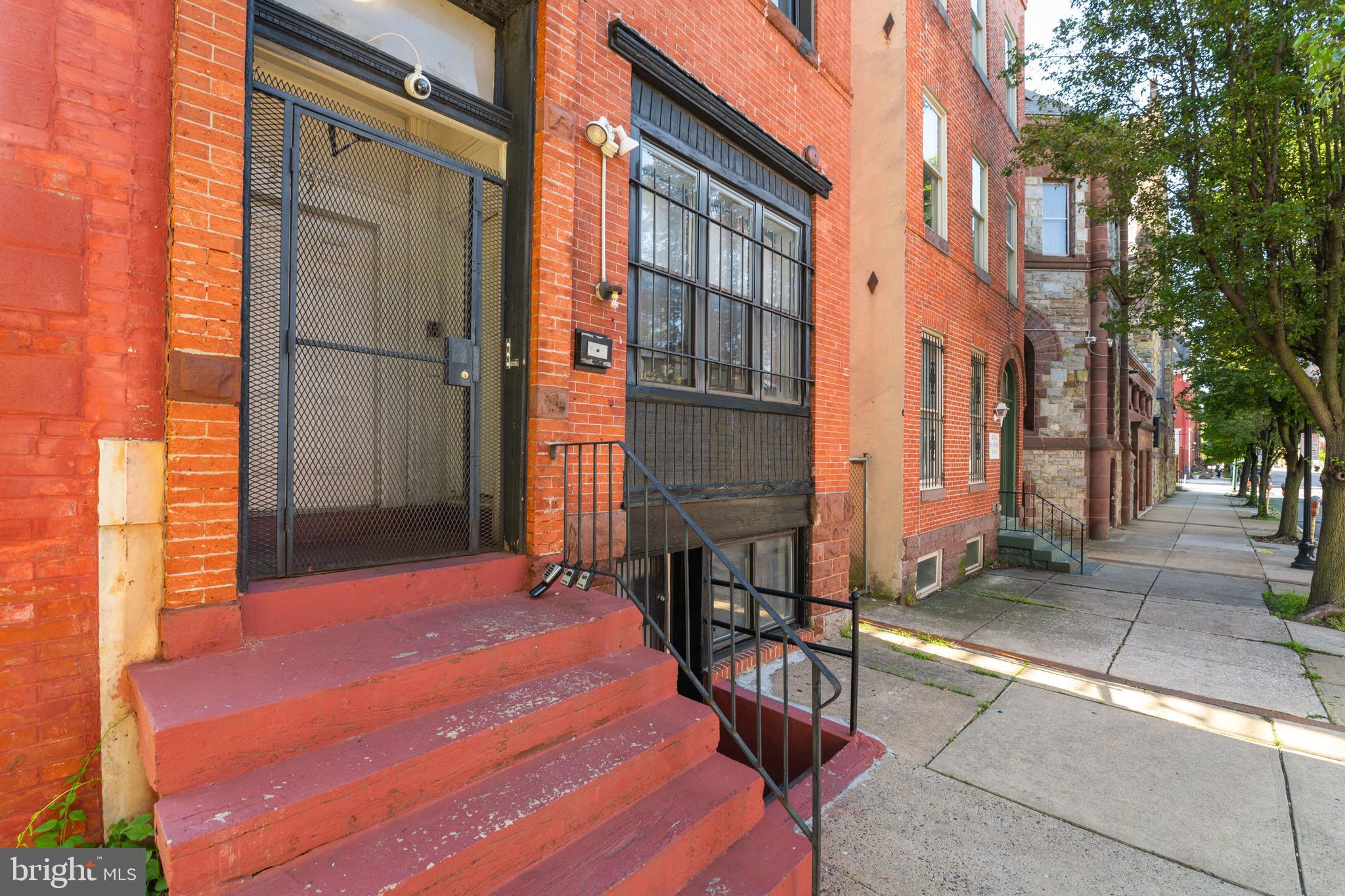 2017 SAINT PAUL STREET