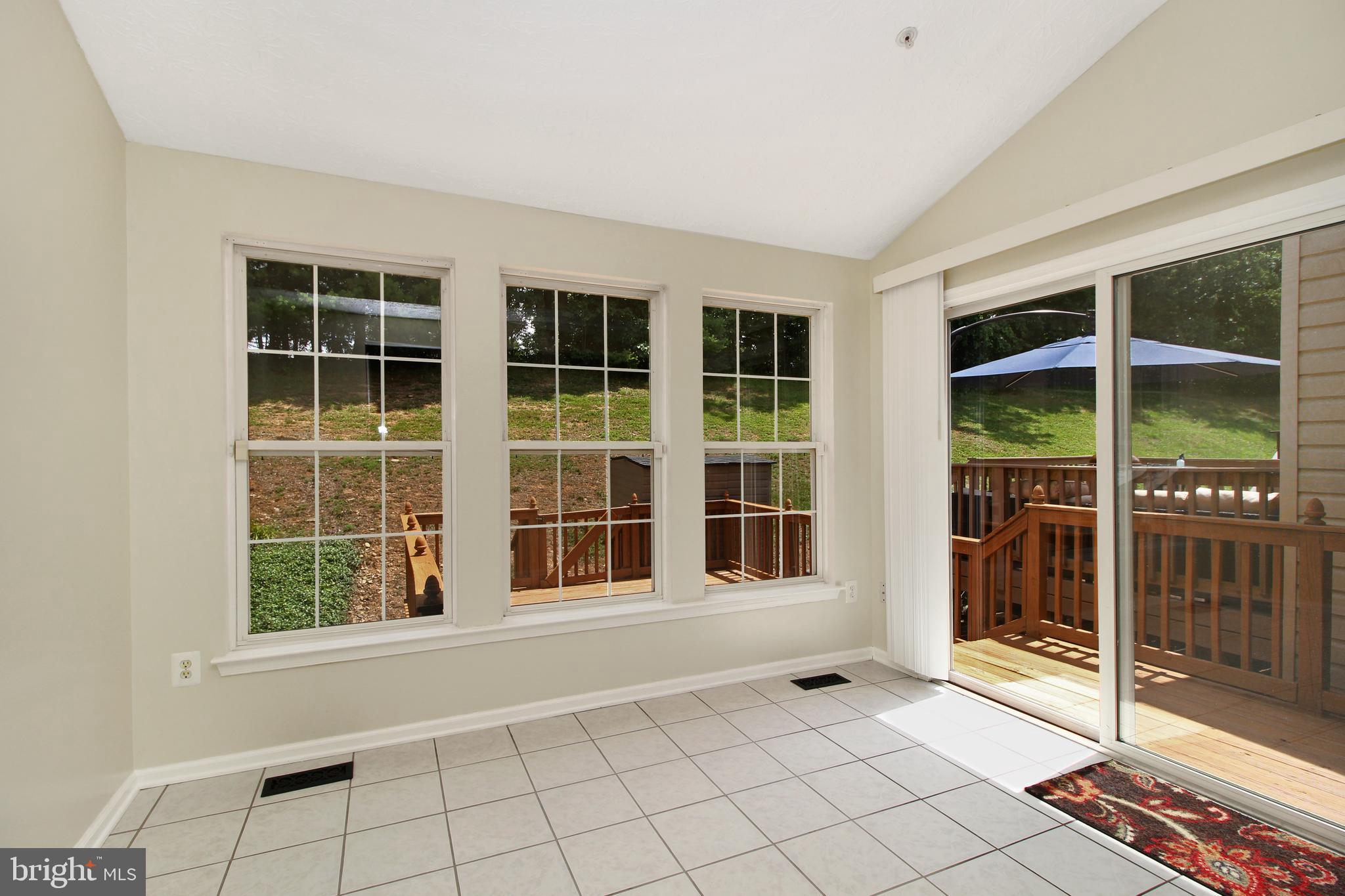 BRIGHT OAKS - Residential