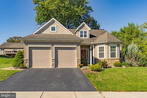 Photo of 25 Summerlyn Drive, Ephrata, PA 17522 (MLS # PALA2041418)