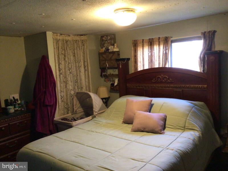 PENNWOOD CROSSING - Residential