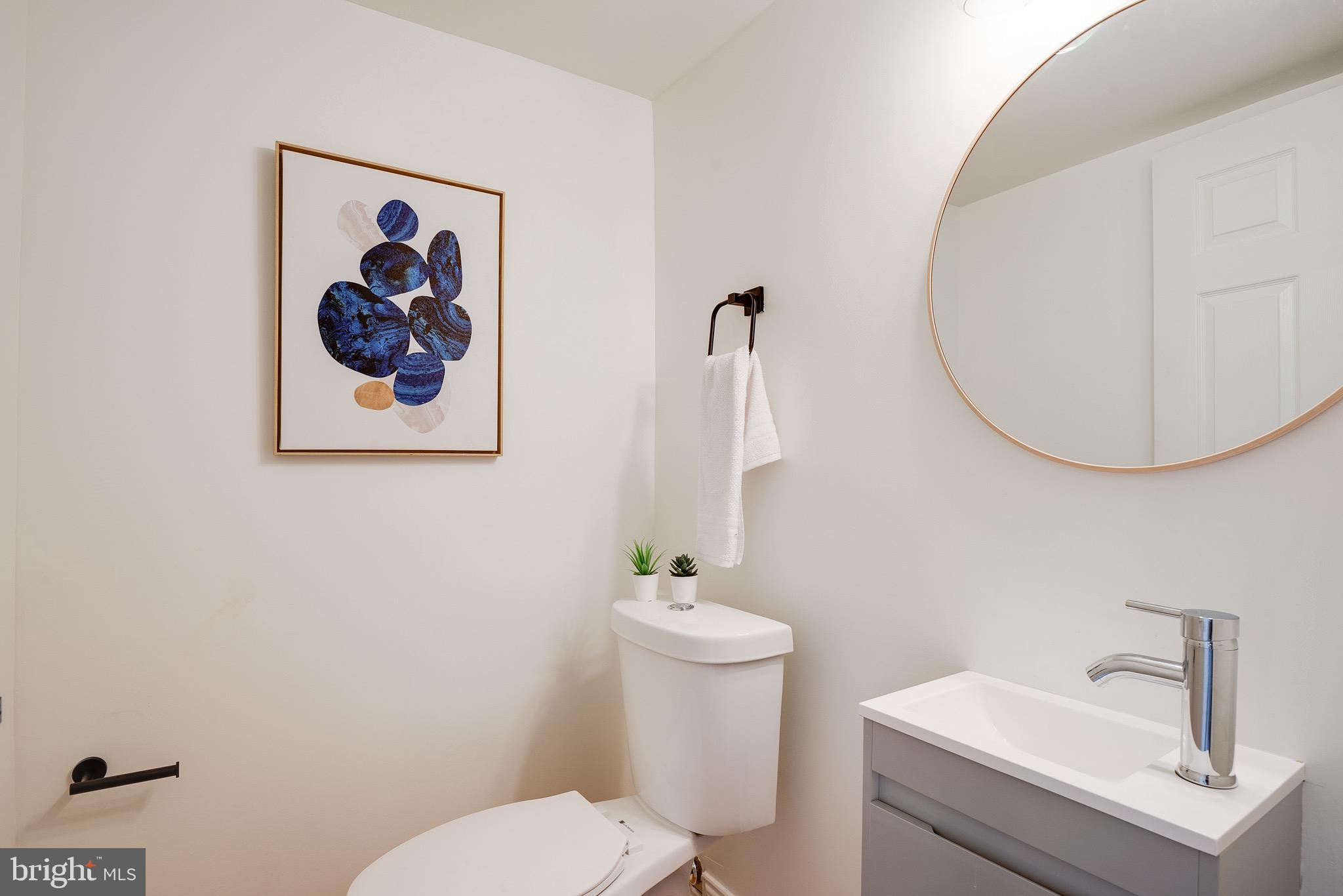 CHESTNUT HILLS WEST - Residential