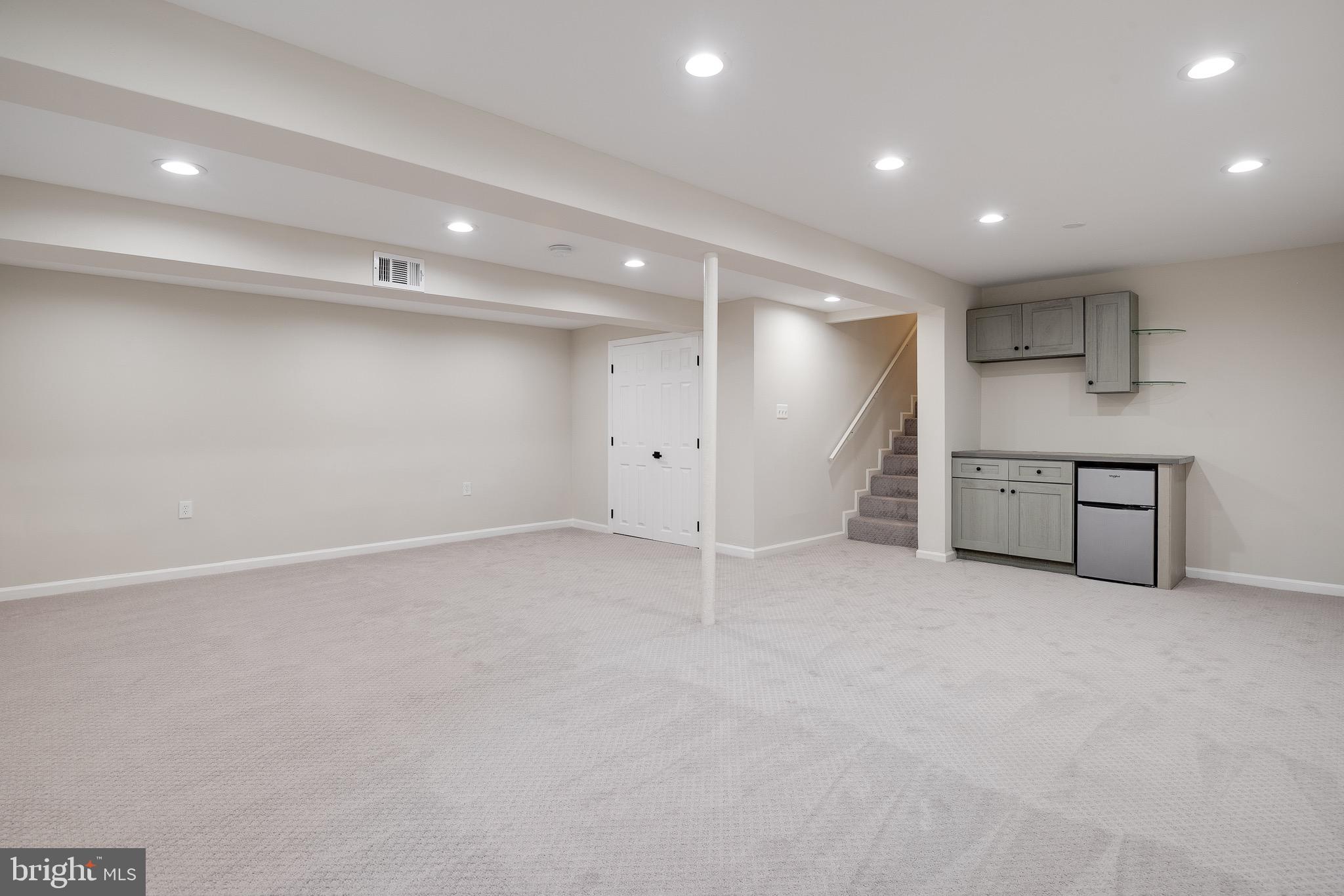 CHESTNUT HILLS WEST - Residential