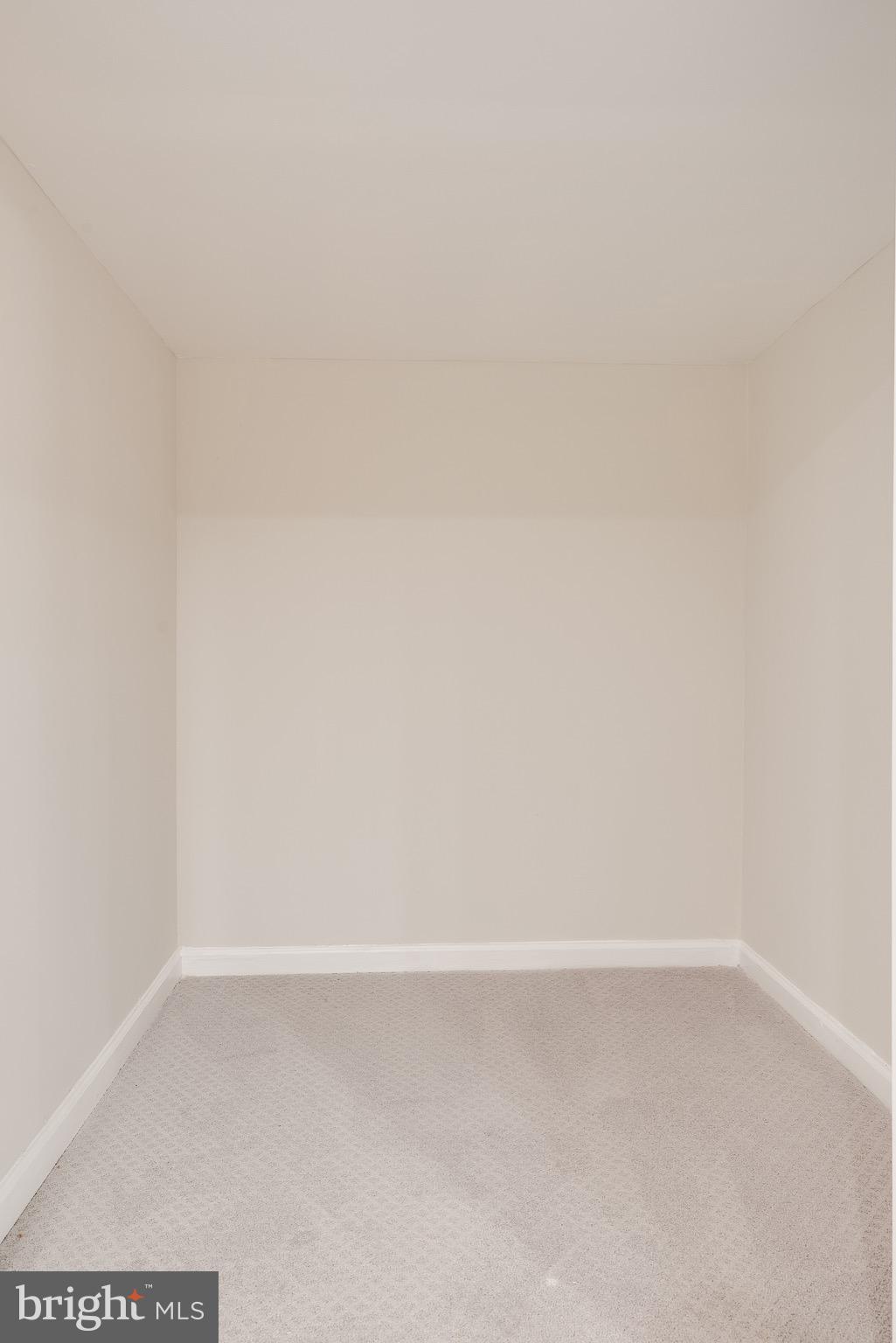 CHESTNUT HILLS WEST - Residential