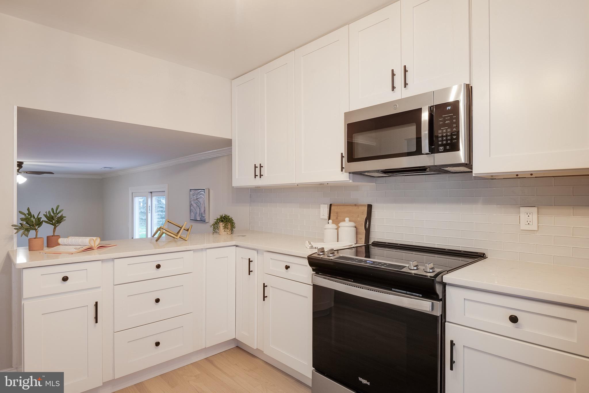 CHESTNUT HILLS WEST - Residential