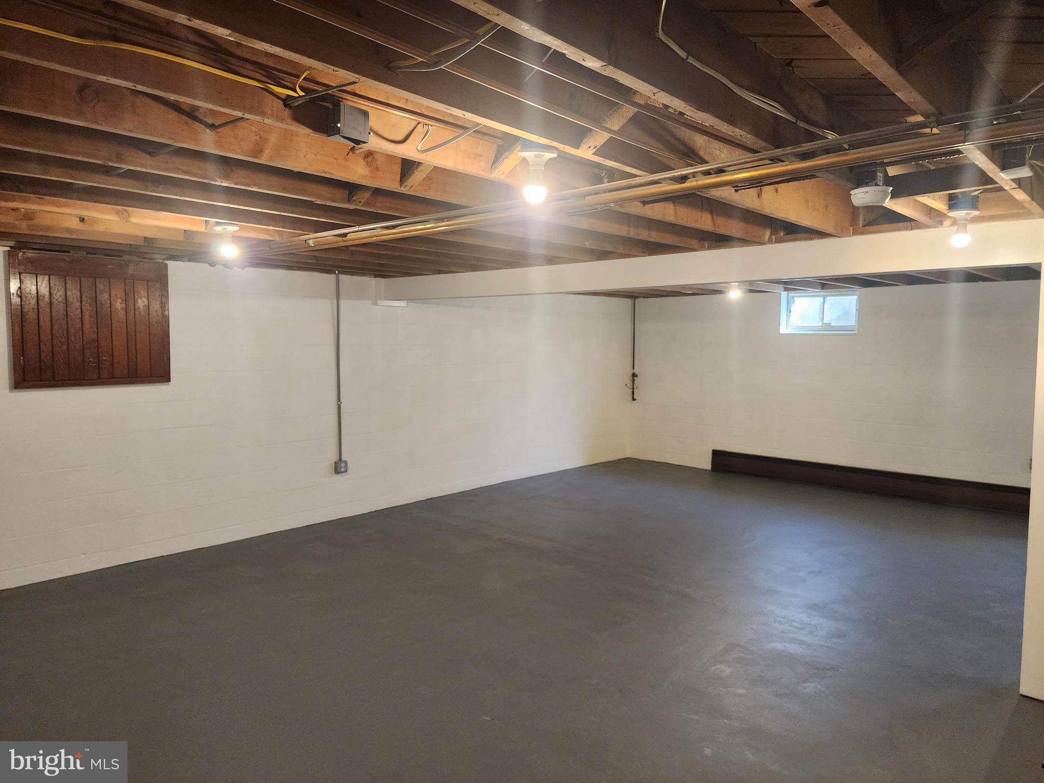 BRIGHTWOOD ACRES - Residential