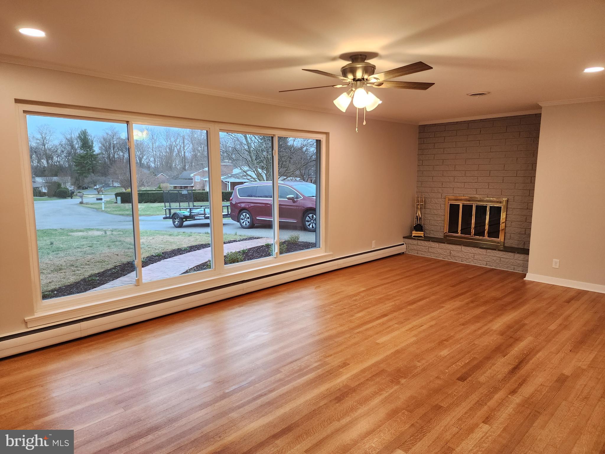 BRIGHTWOOD ACRES - Residential