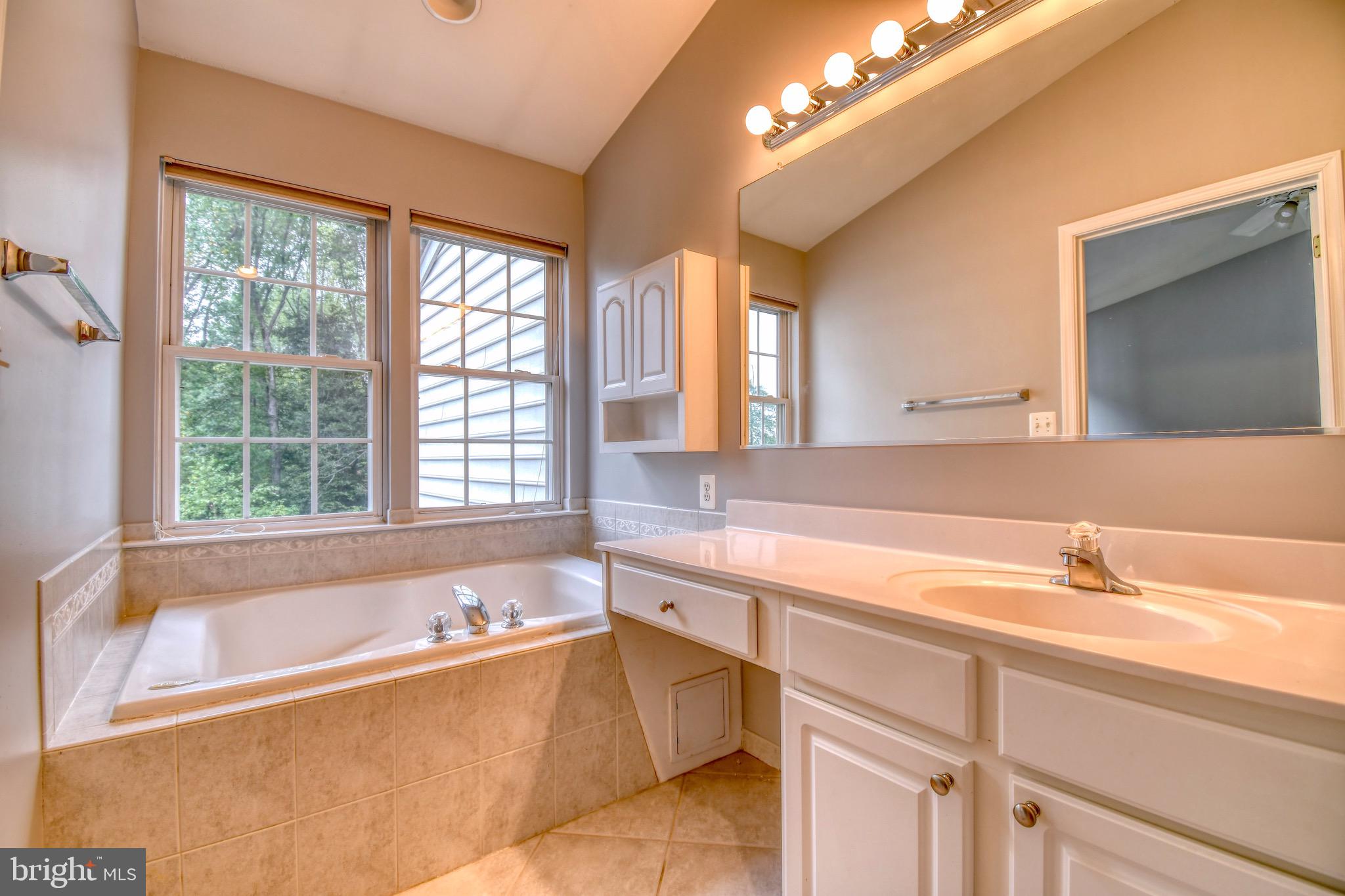 CHAPEL GROVE - Residential