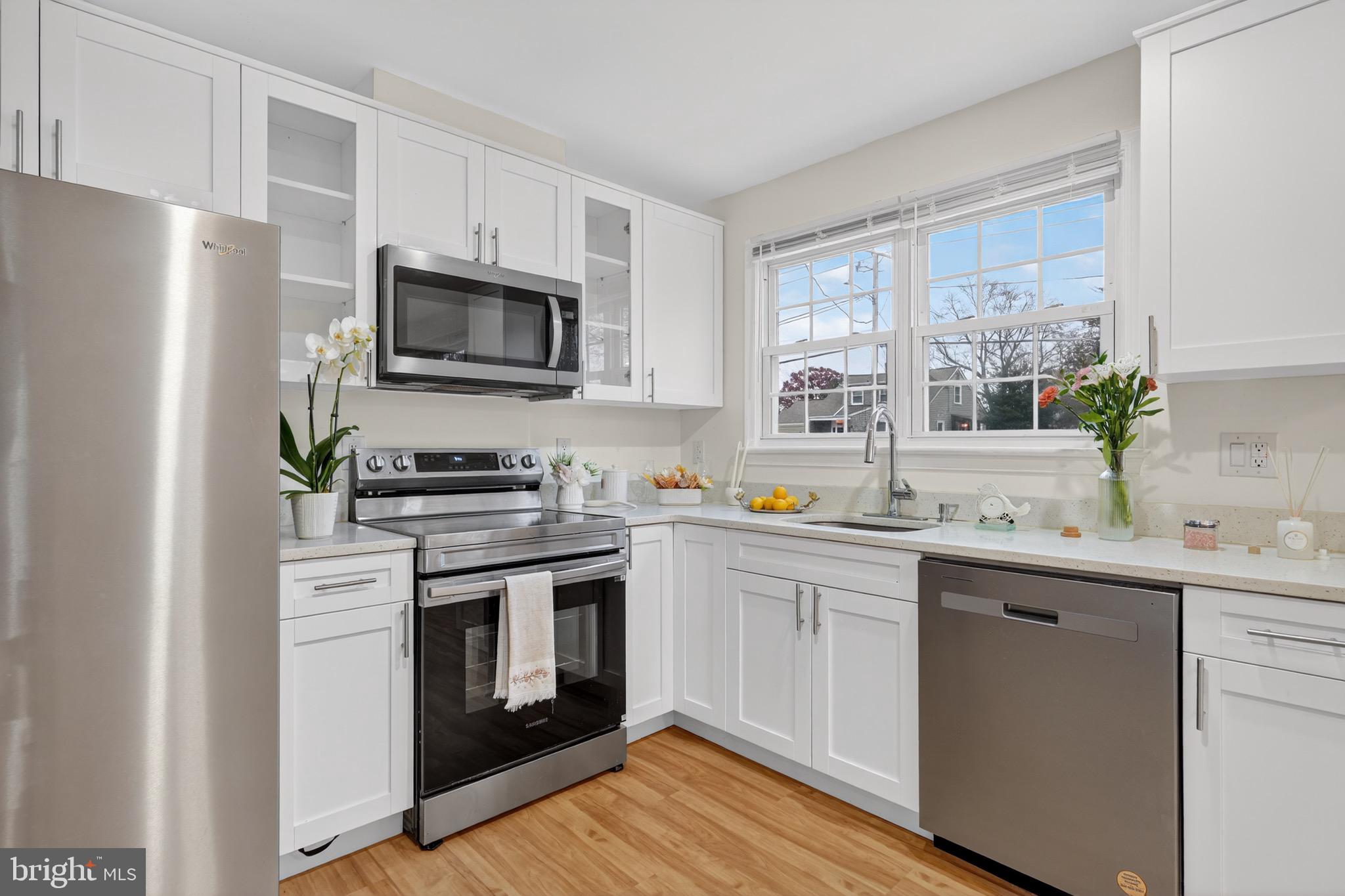 3421 MEMORIAL STREET