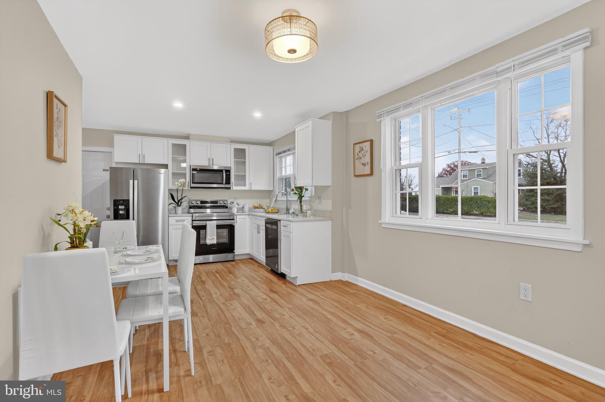 3421 MEMORIAL STREET